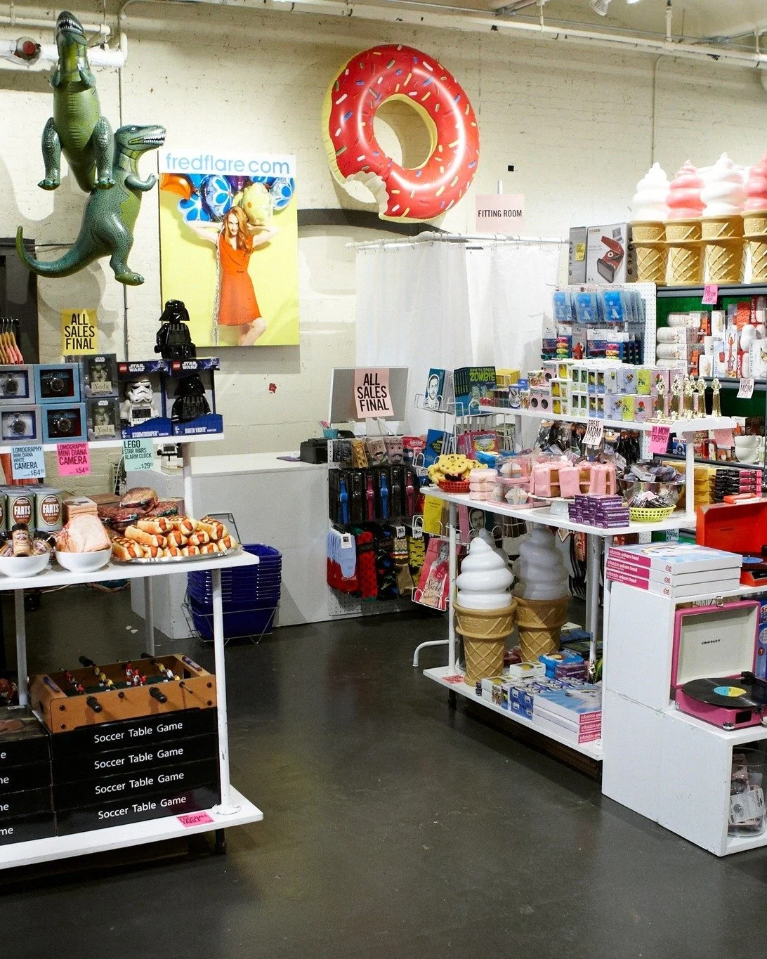 Wow! 12 years ago we did our FINAL Fred Flare pop-up at Chelsea Market in NYC. I love seeing the fashion in the shop! We never really got to bring clothing into our holiday pop-ups&hellip; We always needed the space for gifts, gifts and more gifts. I