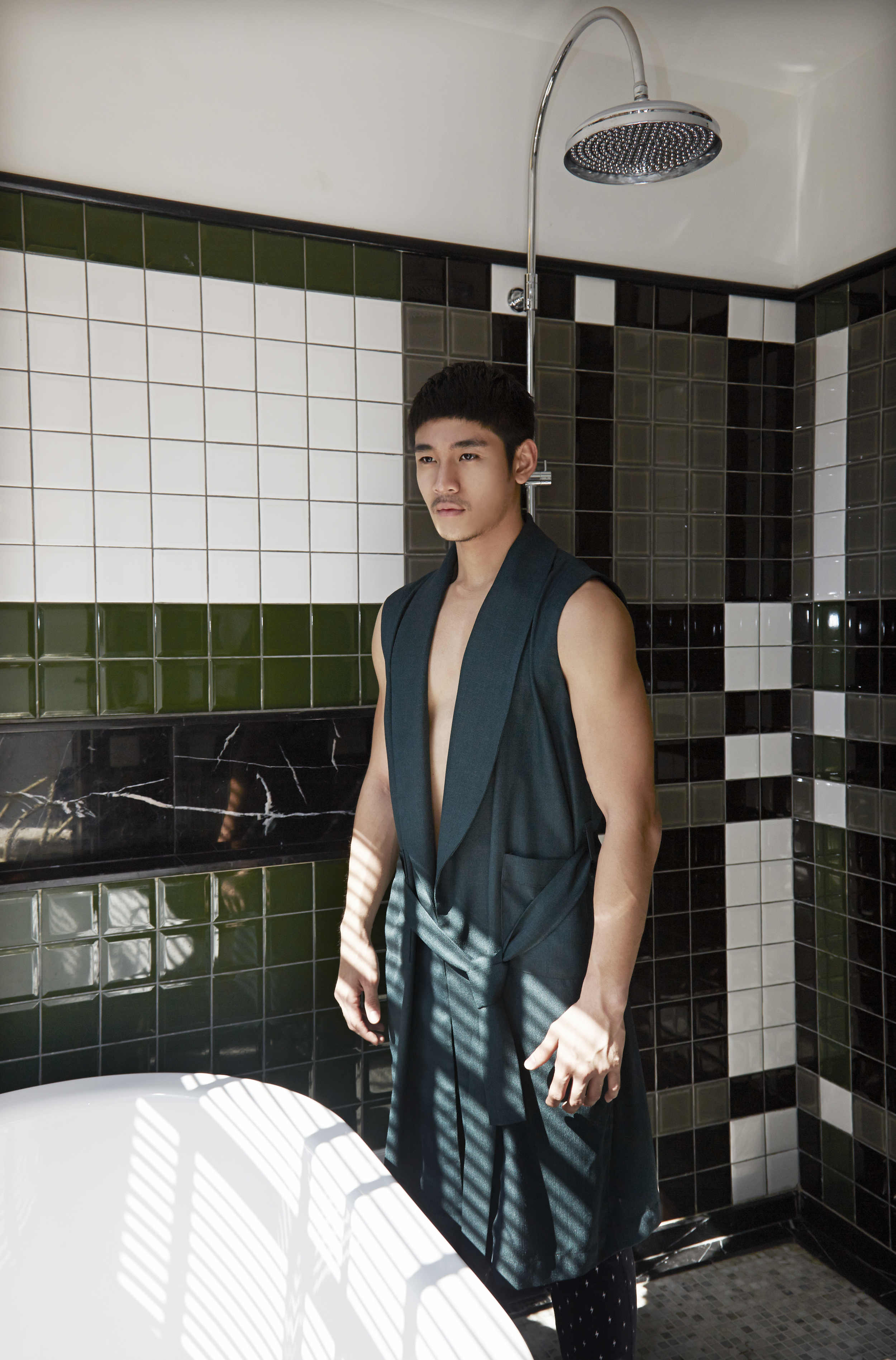 model: Nattapol Cholvibool @nc_ cholvibool Robe: Mearloy Collection @mearloythevoiceth4