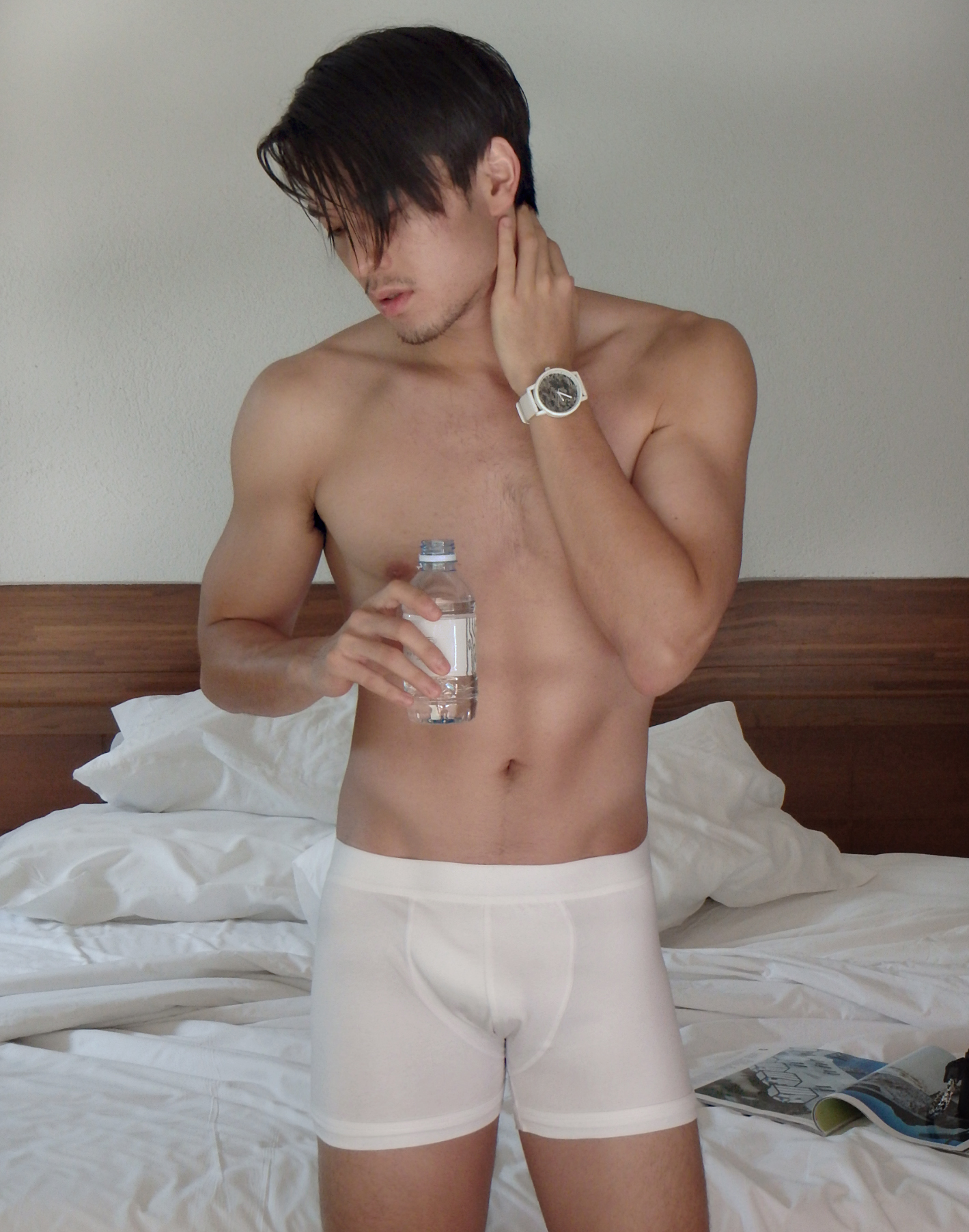underwear : NOXX / watch : FORREST