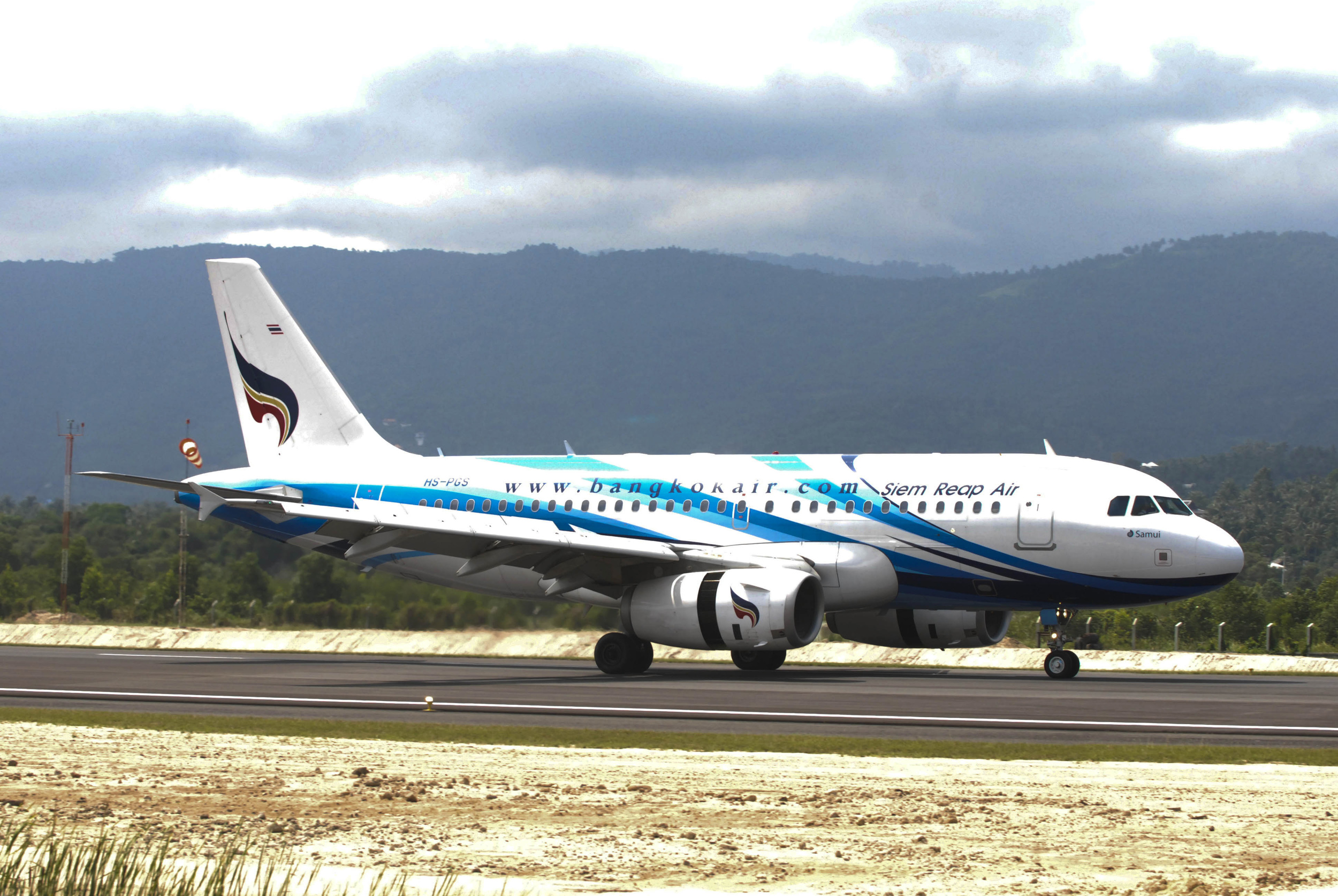 138 - seater Airbus A319 aircraft / Bangkok Airways