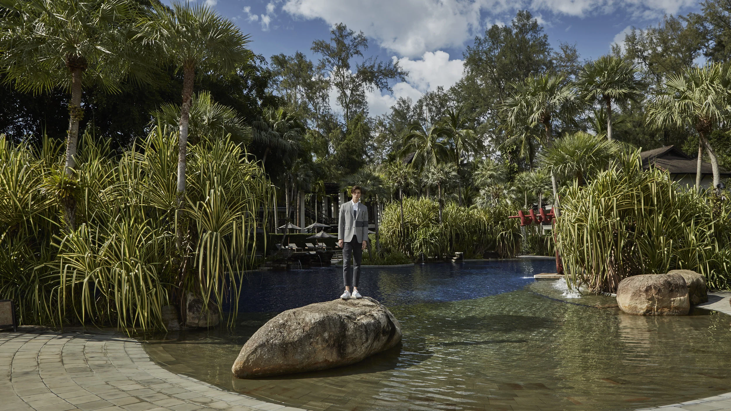 Clothes : The Leisure Projects