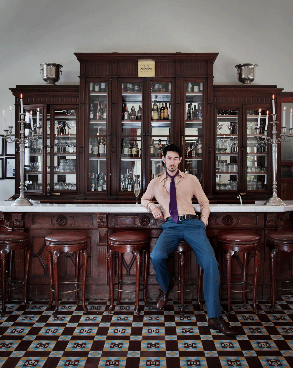 clothes : PRADA / location : seven terraces hotel