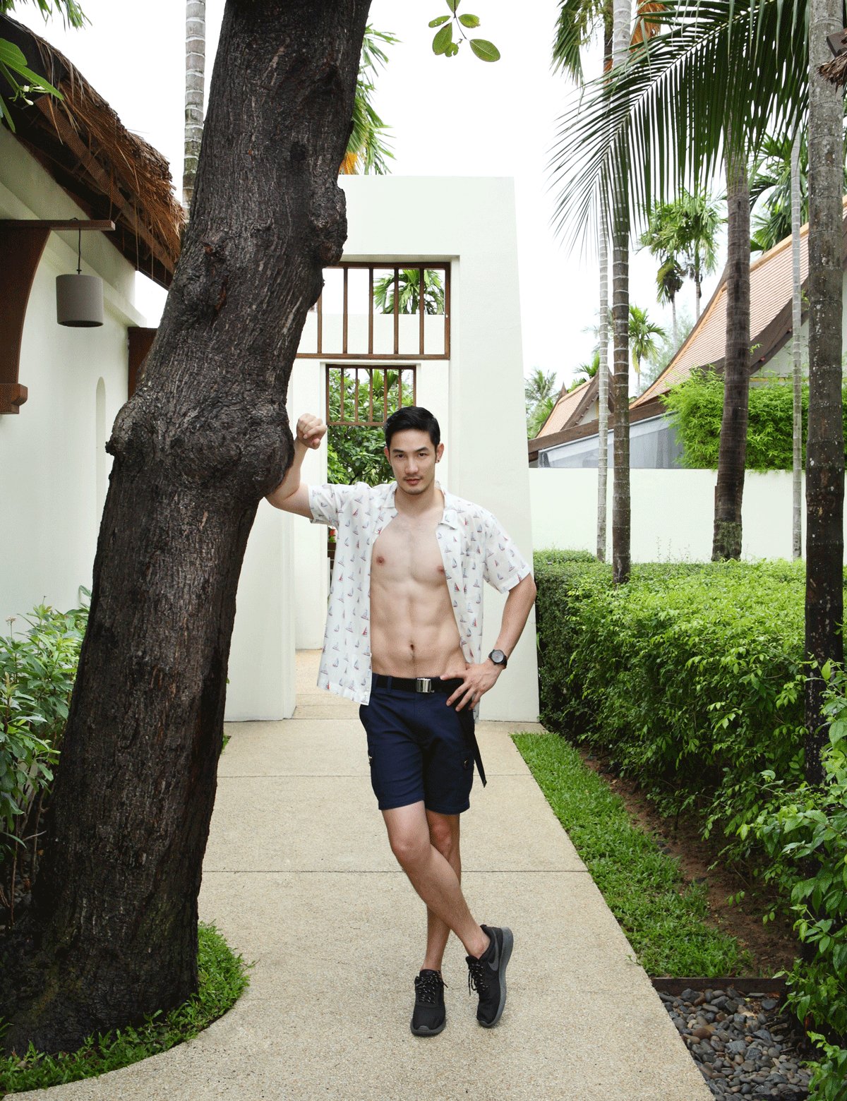 clothes : JBB* / watch : MIDO Mutifort
