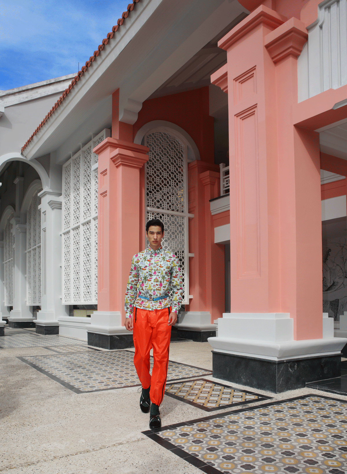clothes and shoes : PRADA