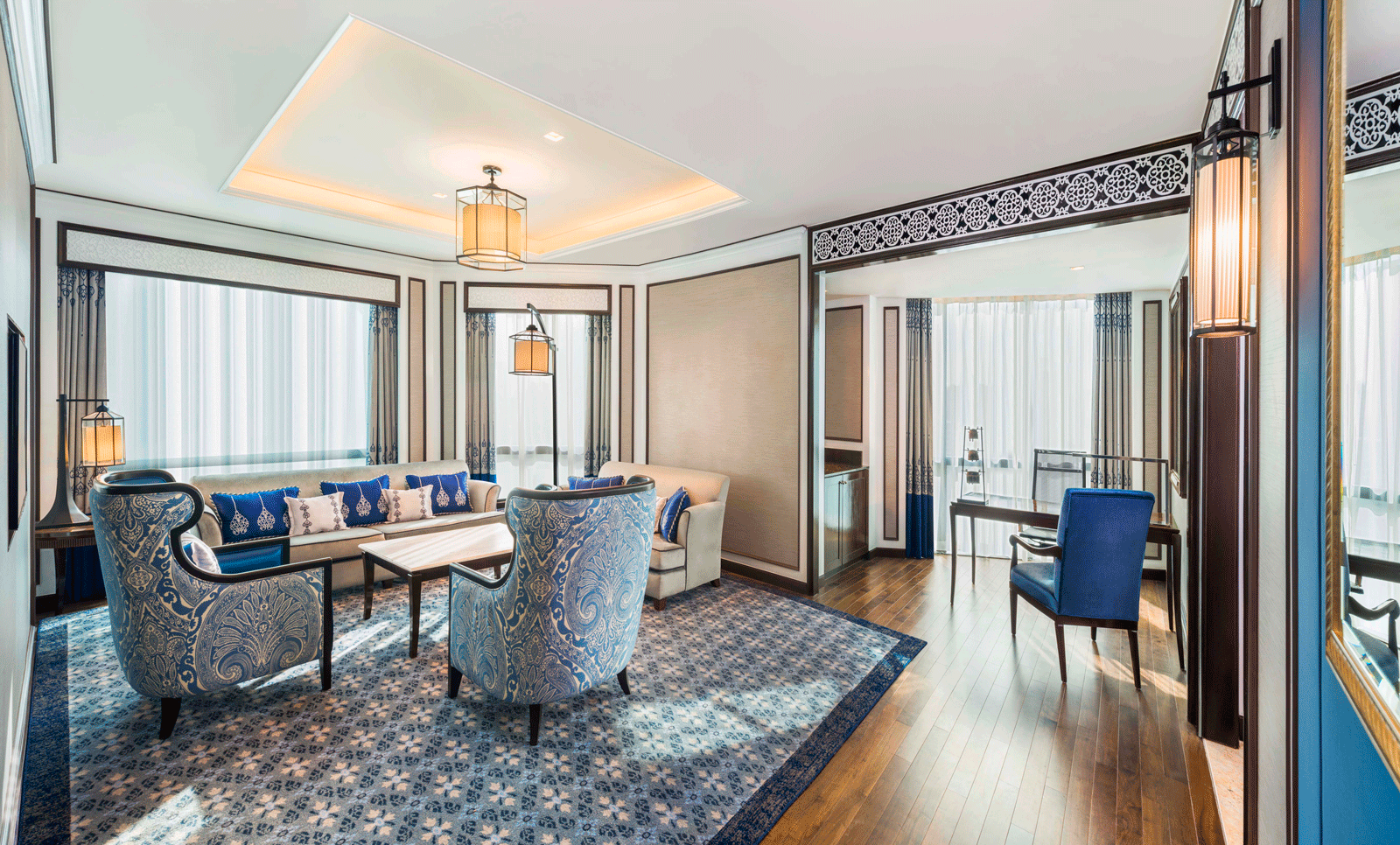 Royal Club Suite