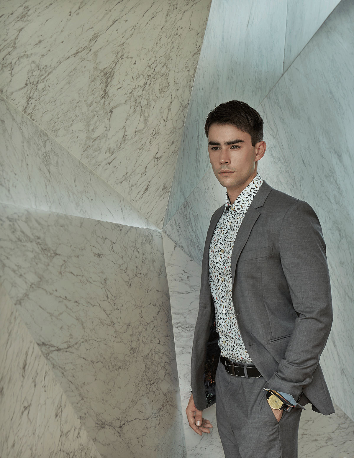 clothes : Paul Smith / watch : FORREST