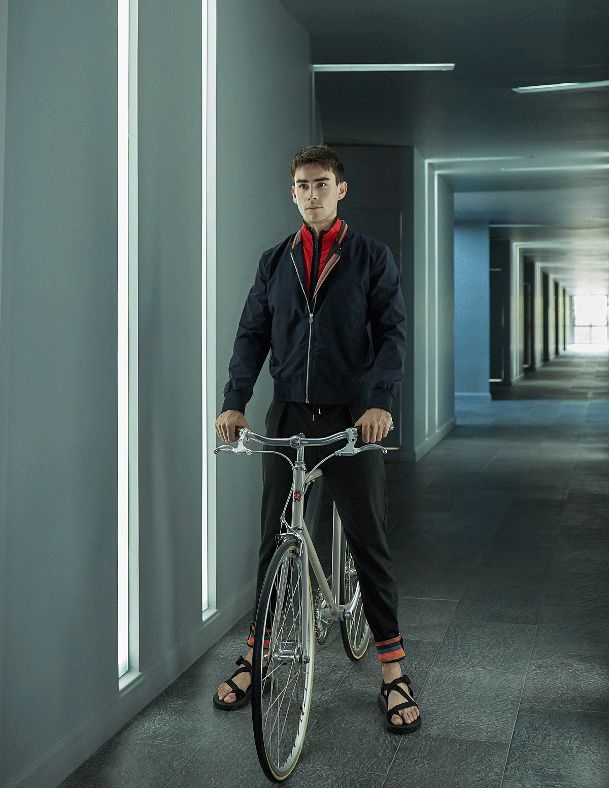 clothes : Paul Smith
