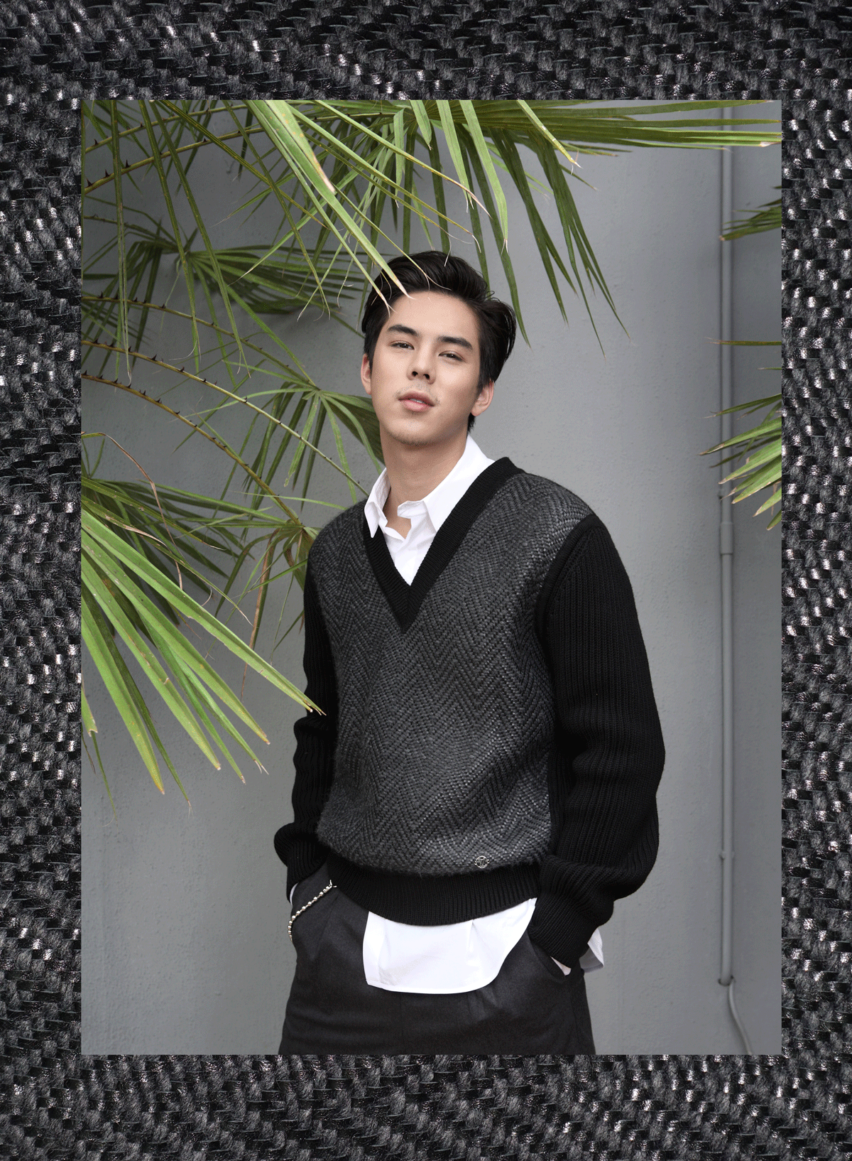 Mentor Peach Pachara / clothes : Louyis Vuitton
