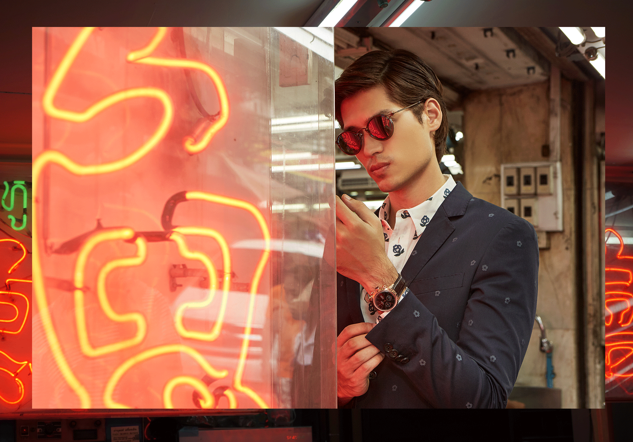 clothes : Paul Smith / sunglasses : TAVAT watch : BULOVA Accu Swiss Murren Chronograph: 64C106