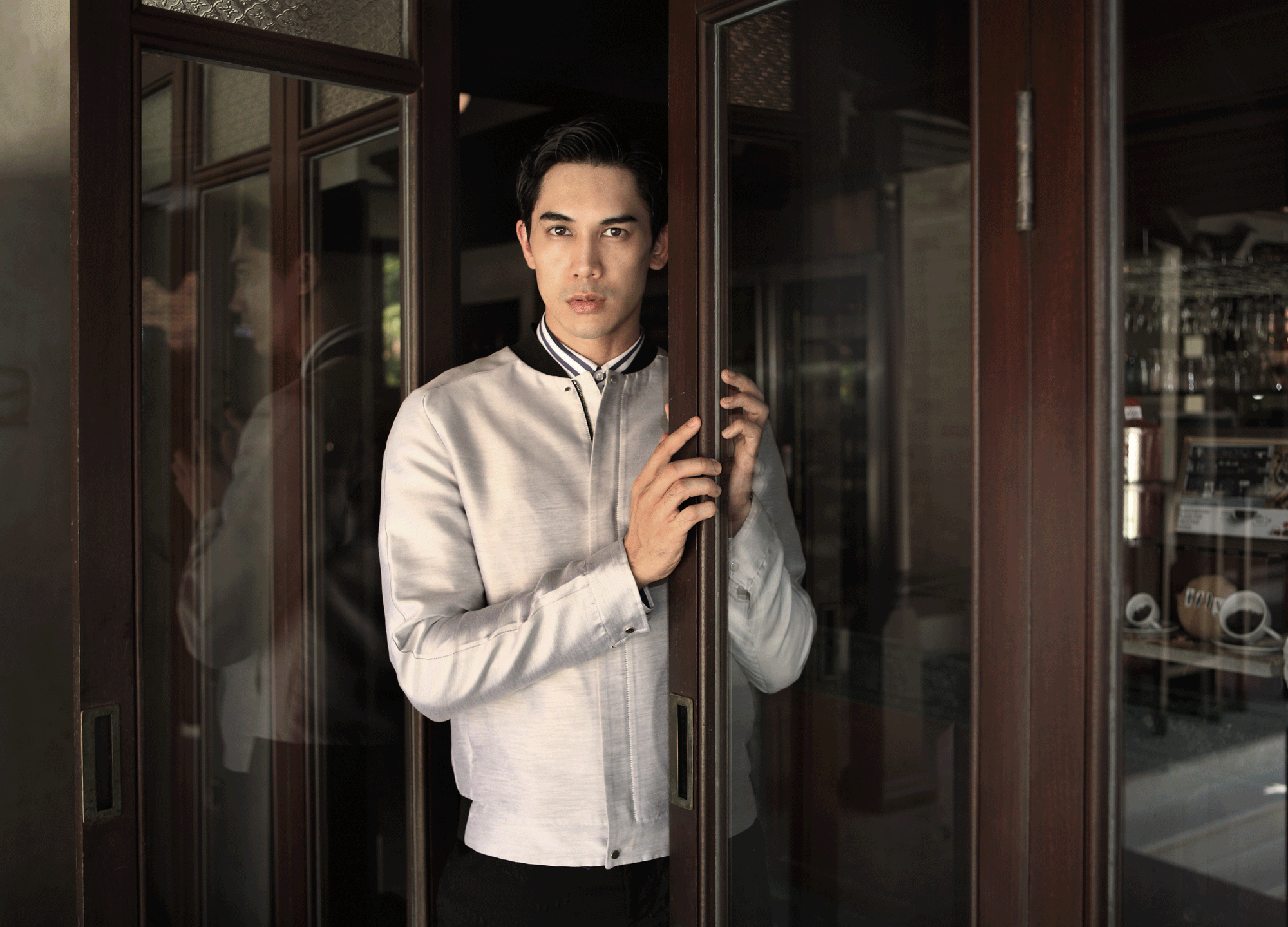 clothes : Emporio Armani