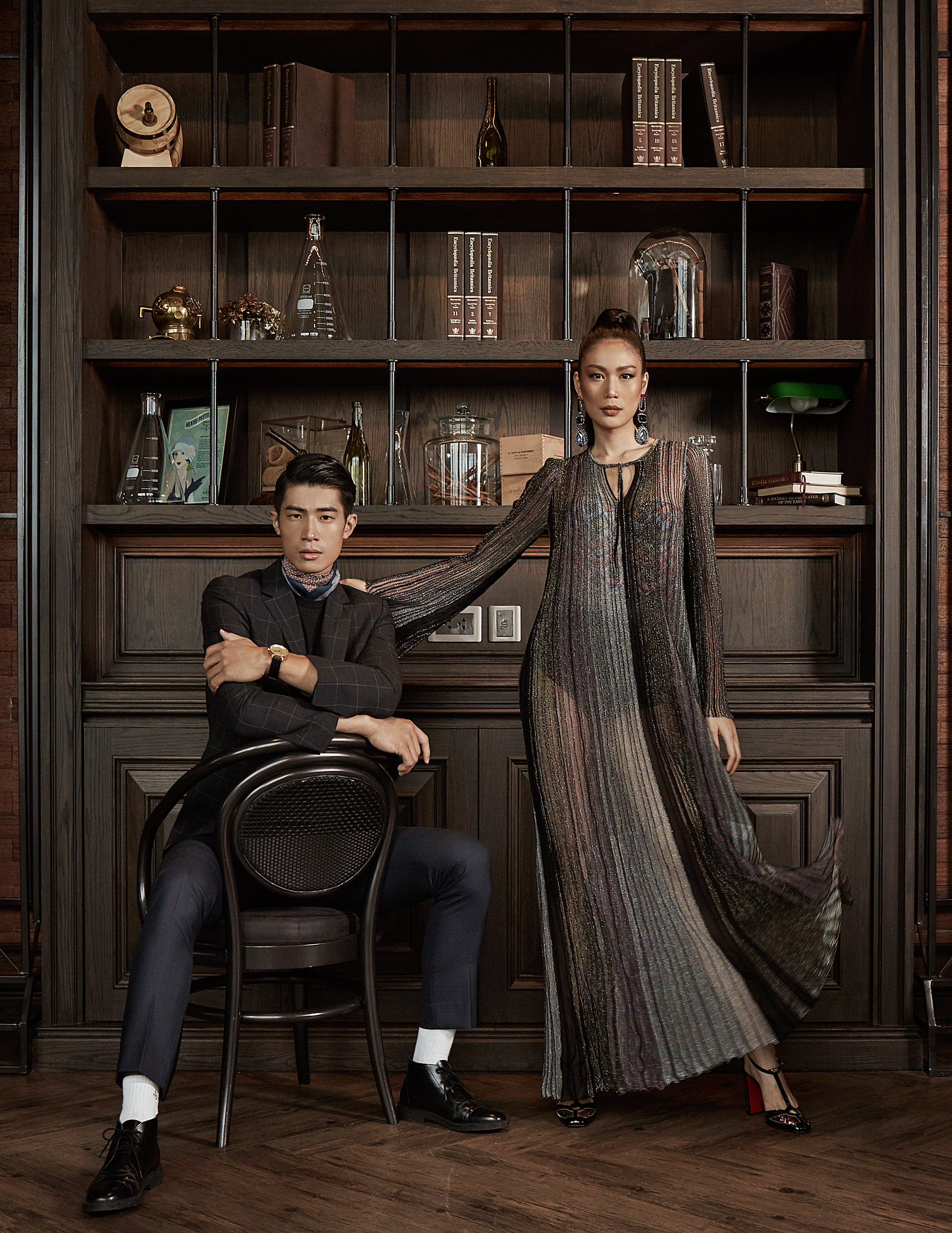 Ning : clothes : MISSONI / shoes : Christian Louboutin / earrings : Butler & Wilson LONDON Roger : clothes : MARBLE & WOOD / watch : FORREST