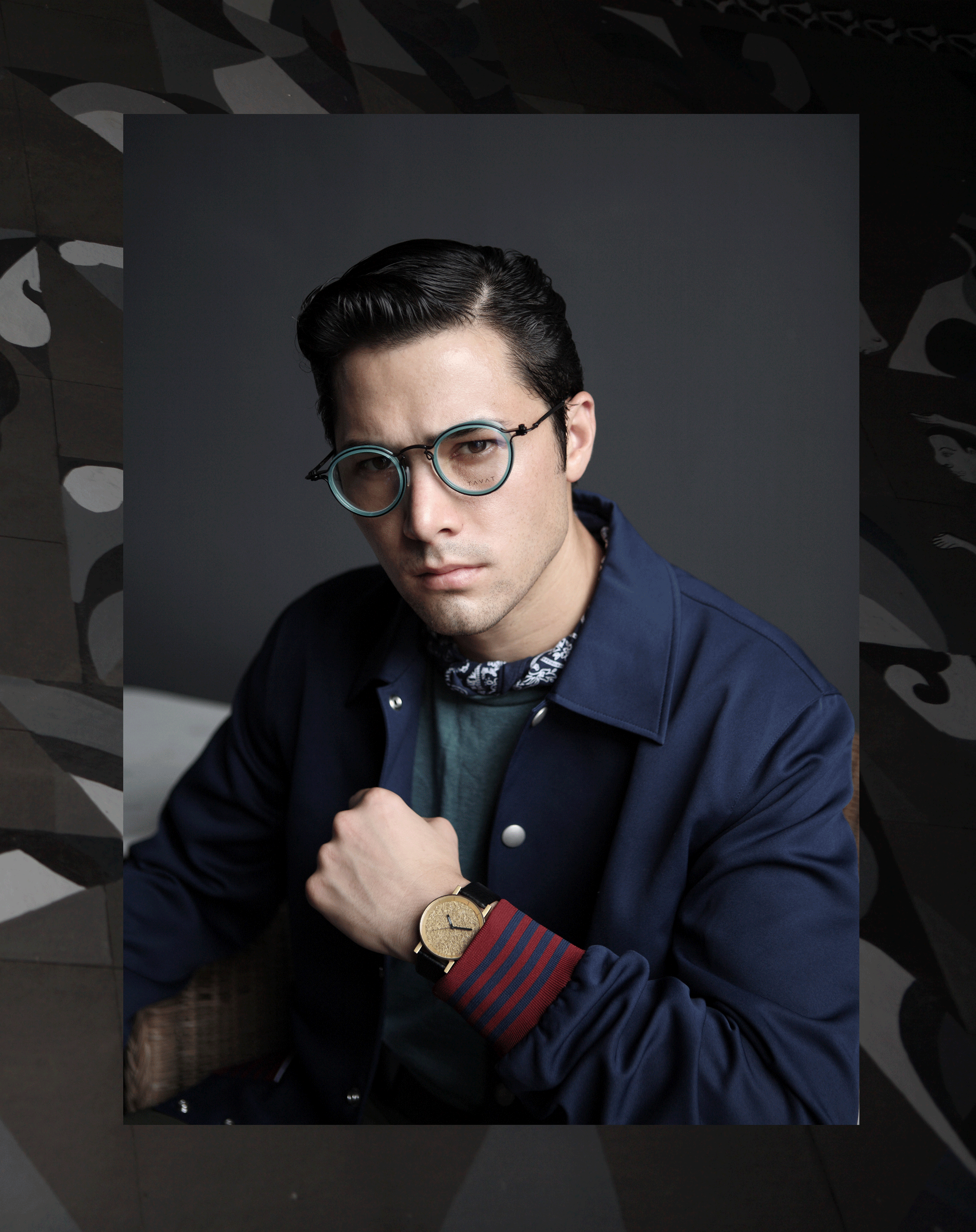 jacket : CK Calvin Klein / watch : FORREST / eyeglasses : TAVAT