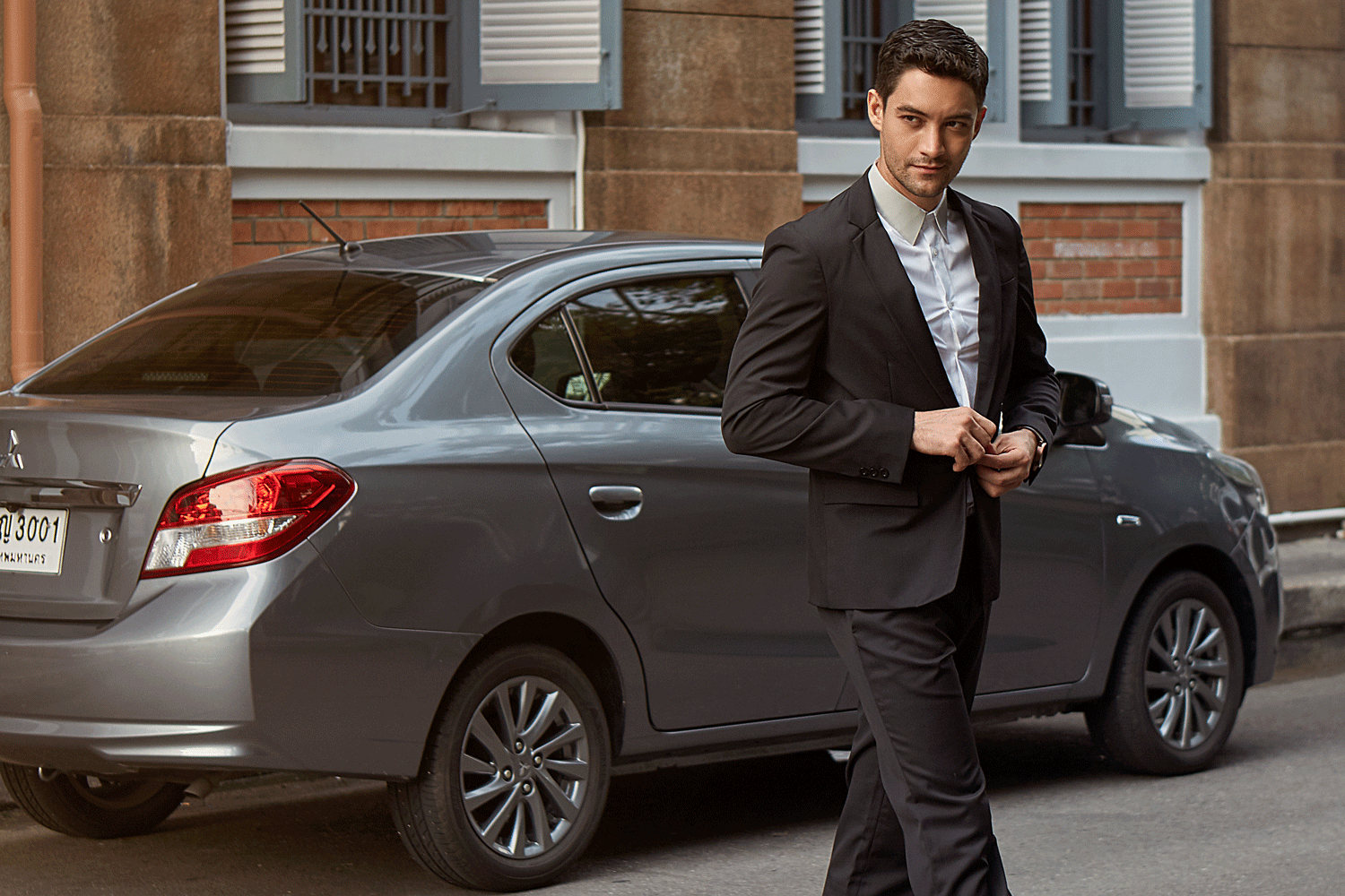 car : Mitsubishi NEW Attrage suit : SARIT / shirt : Jil Sander