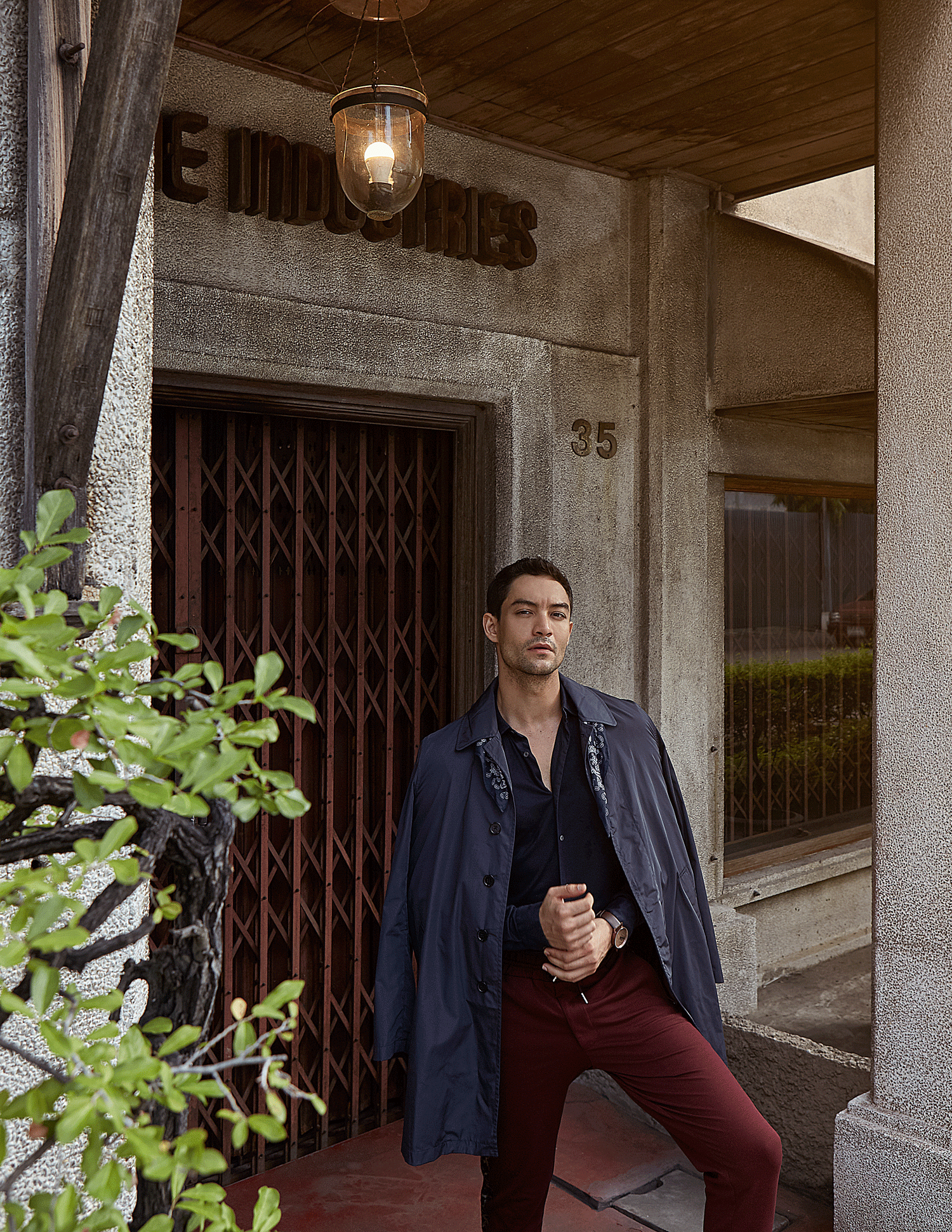 car : Mitsubishi NEW Attrage shirt : Jil Sander / pants : Theatre / watch : FORREST