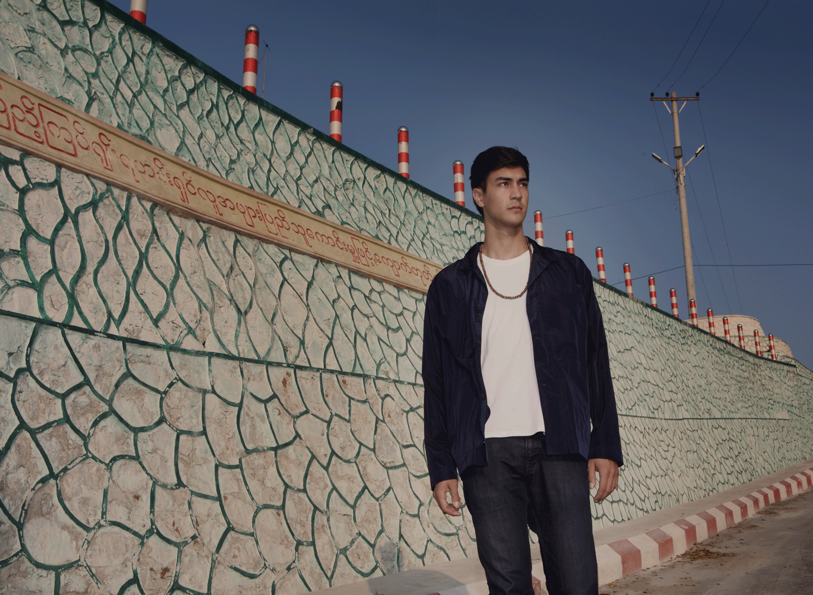 Sagaing Hill - Mandalay Tshirt : JOCKEY / jacket : SARIT