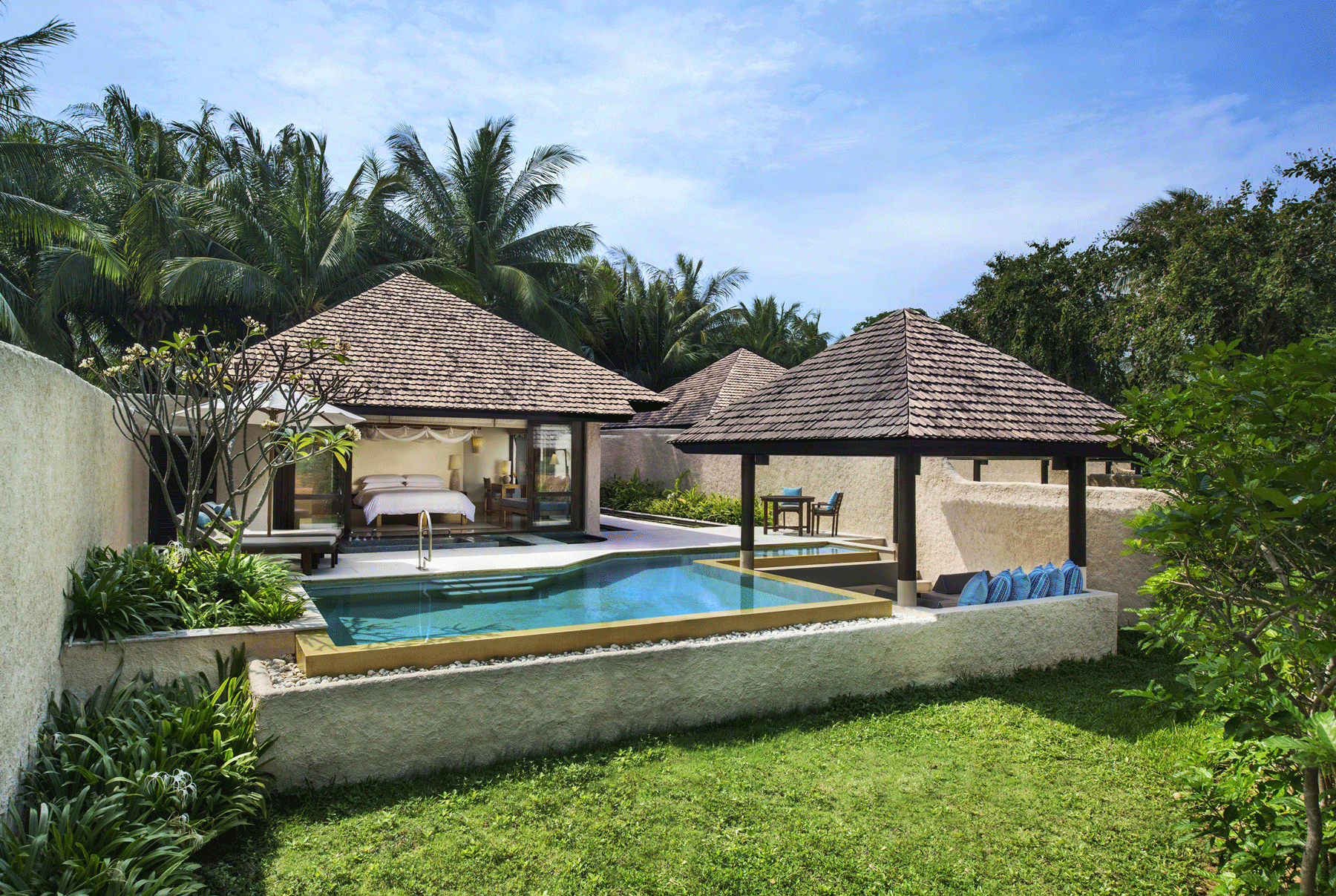 Pool-Villa-Exterior-Overview.png