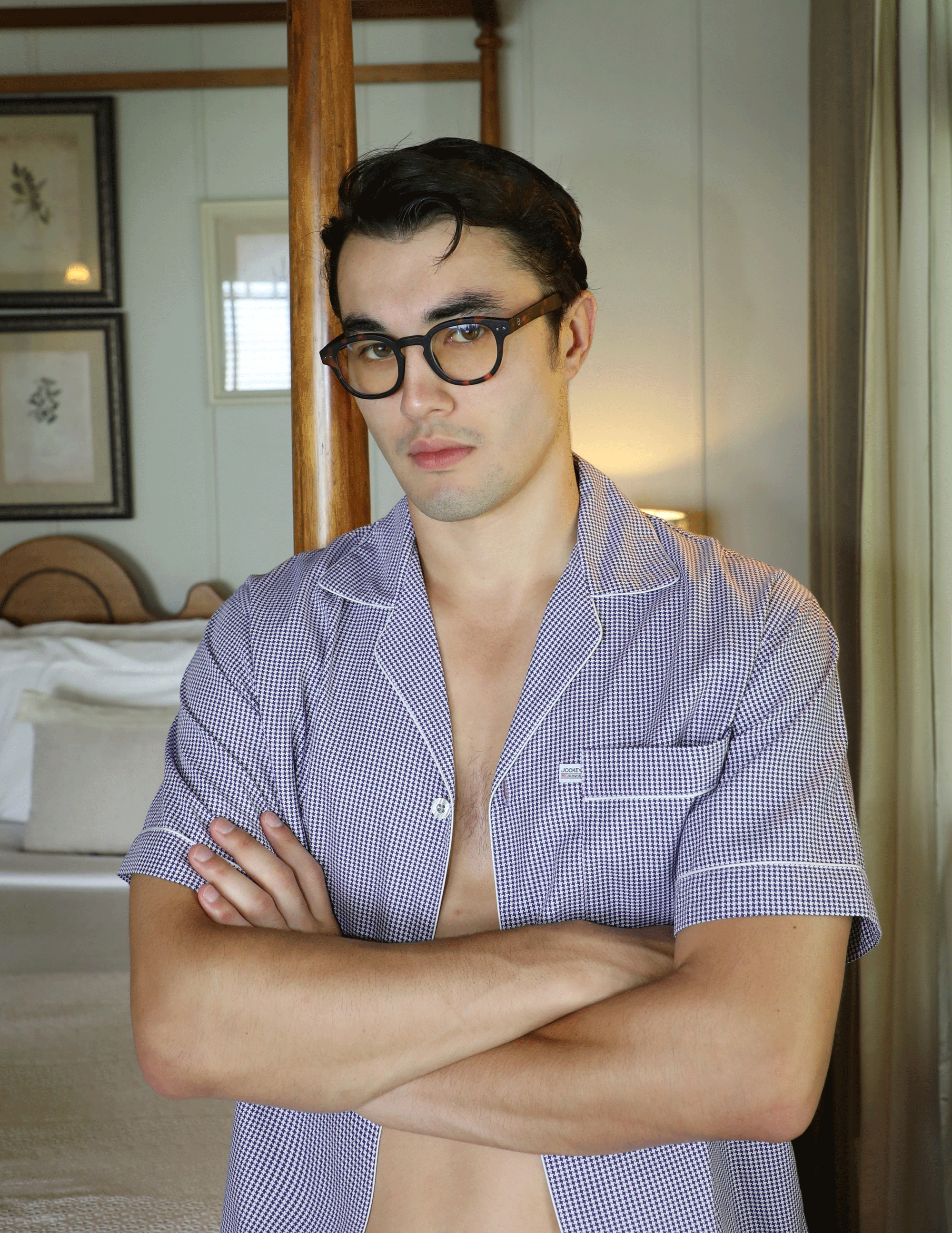 pyjama : JOCKEY / eyeglasses : IZIPIZI