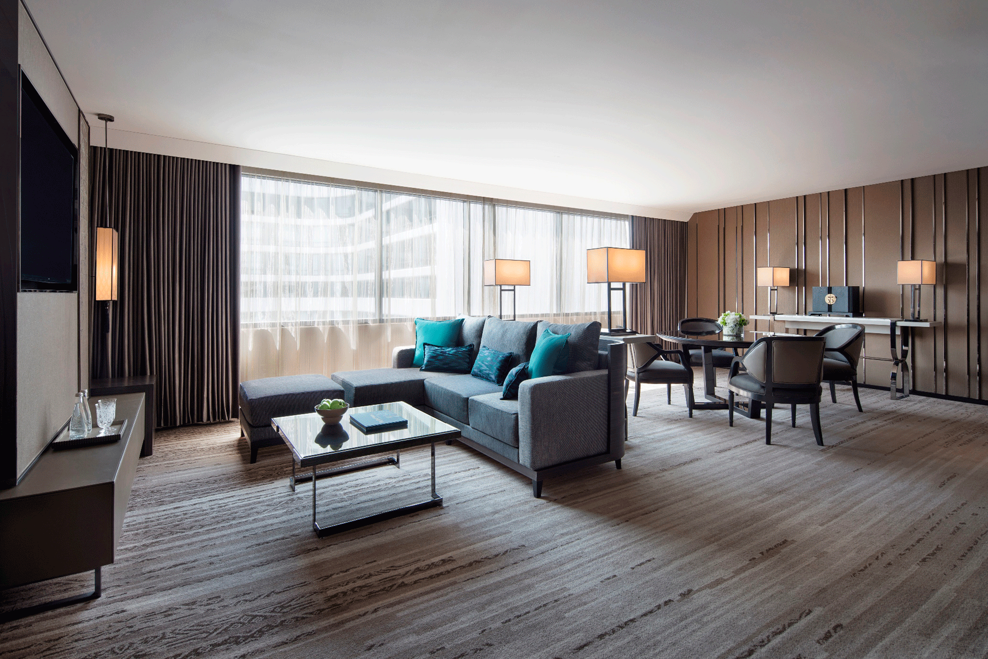 65-Grand-Marquis-Suite.png