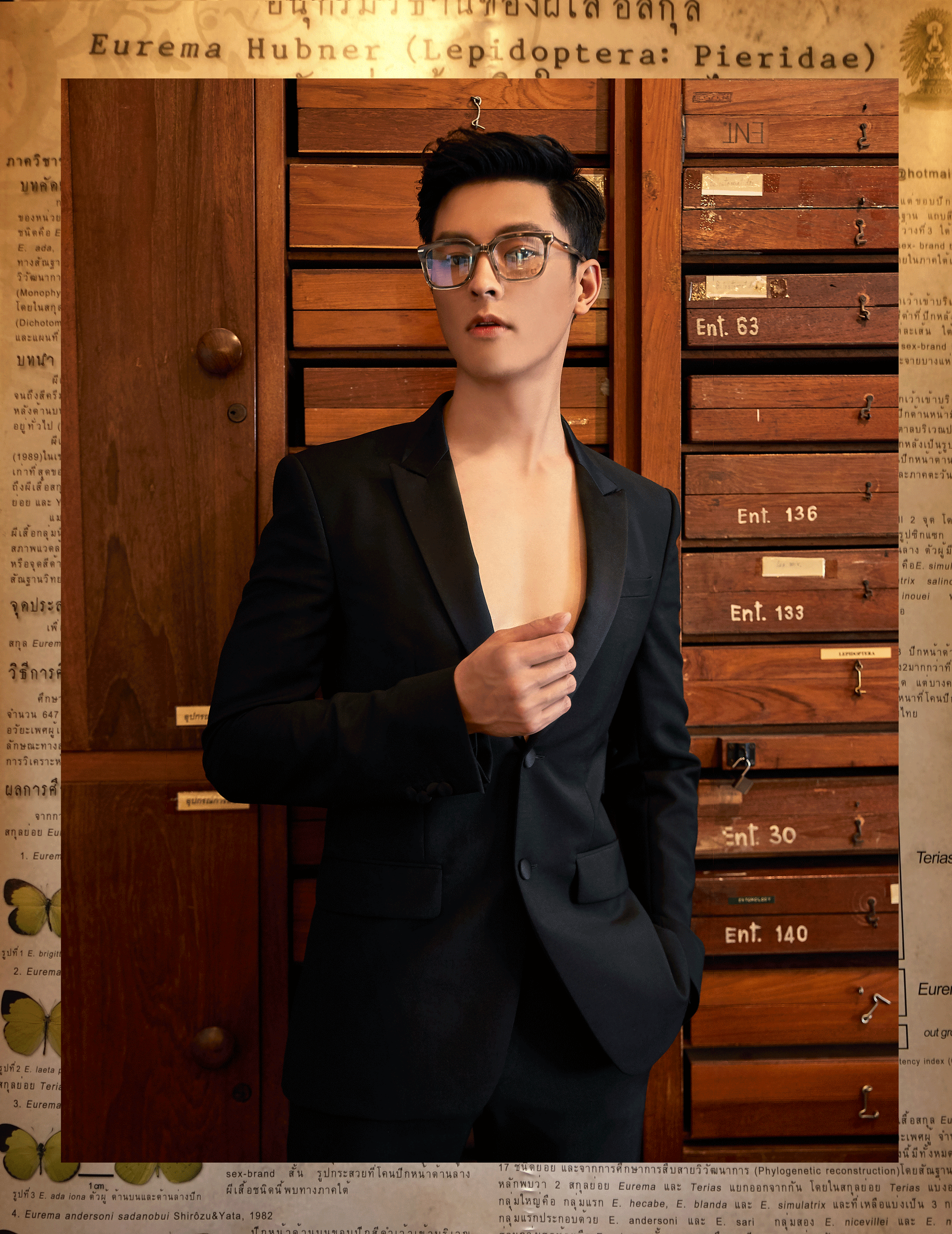 clothes : GIVENCHY / eyeglasses : Blake Kuwahara