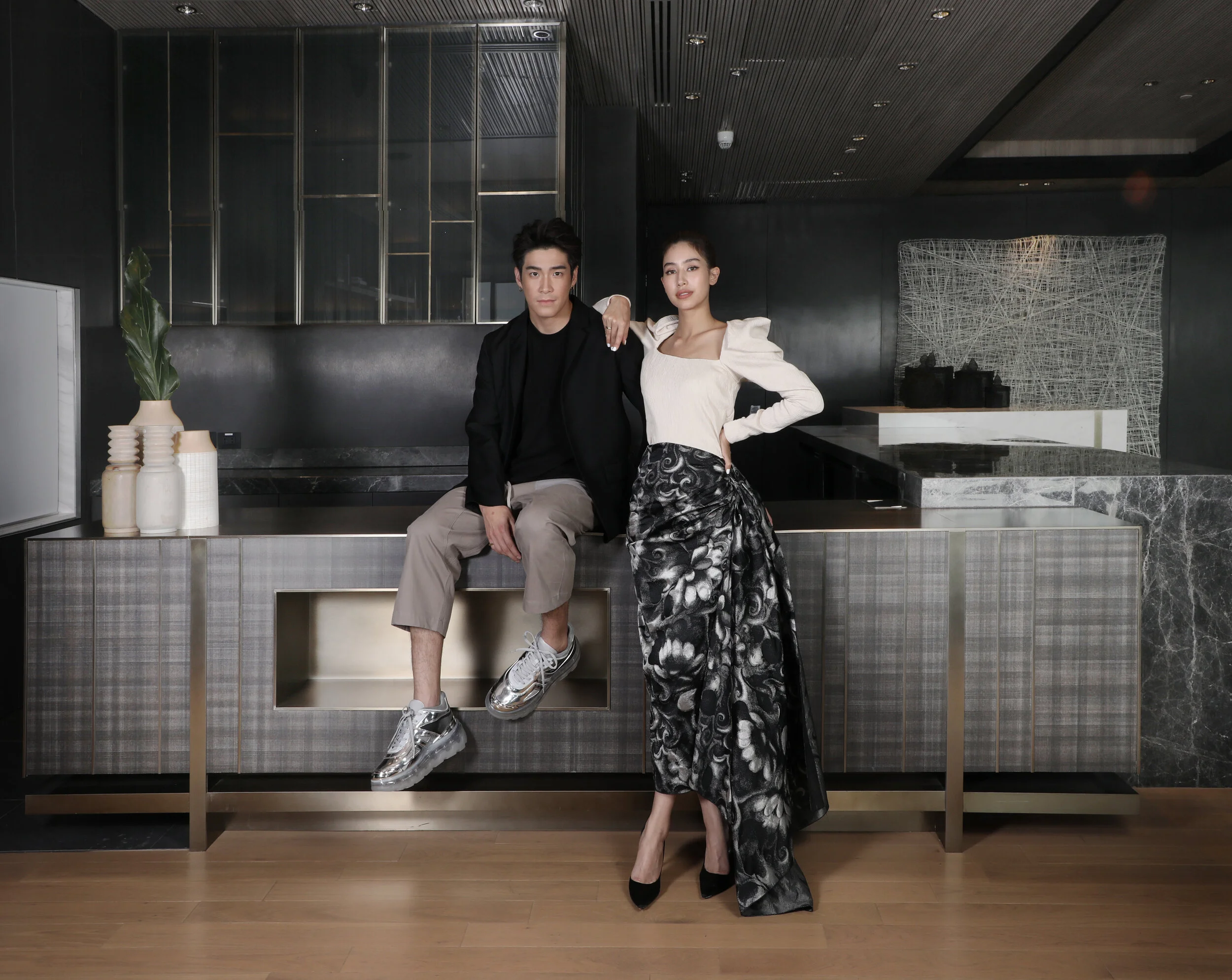 MInt / Blouse : Johanna Ortiz / skirt : Dries Van Noten Alek / jacket : Jil Sander / tshirt & pants : DRKSHDW / shoes : SHOES53045