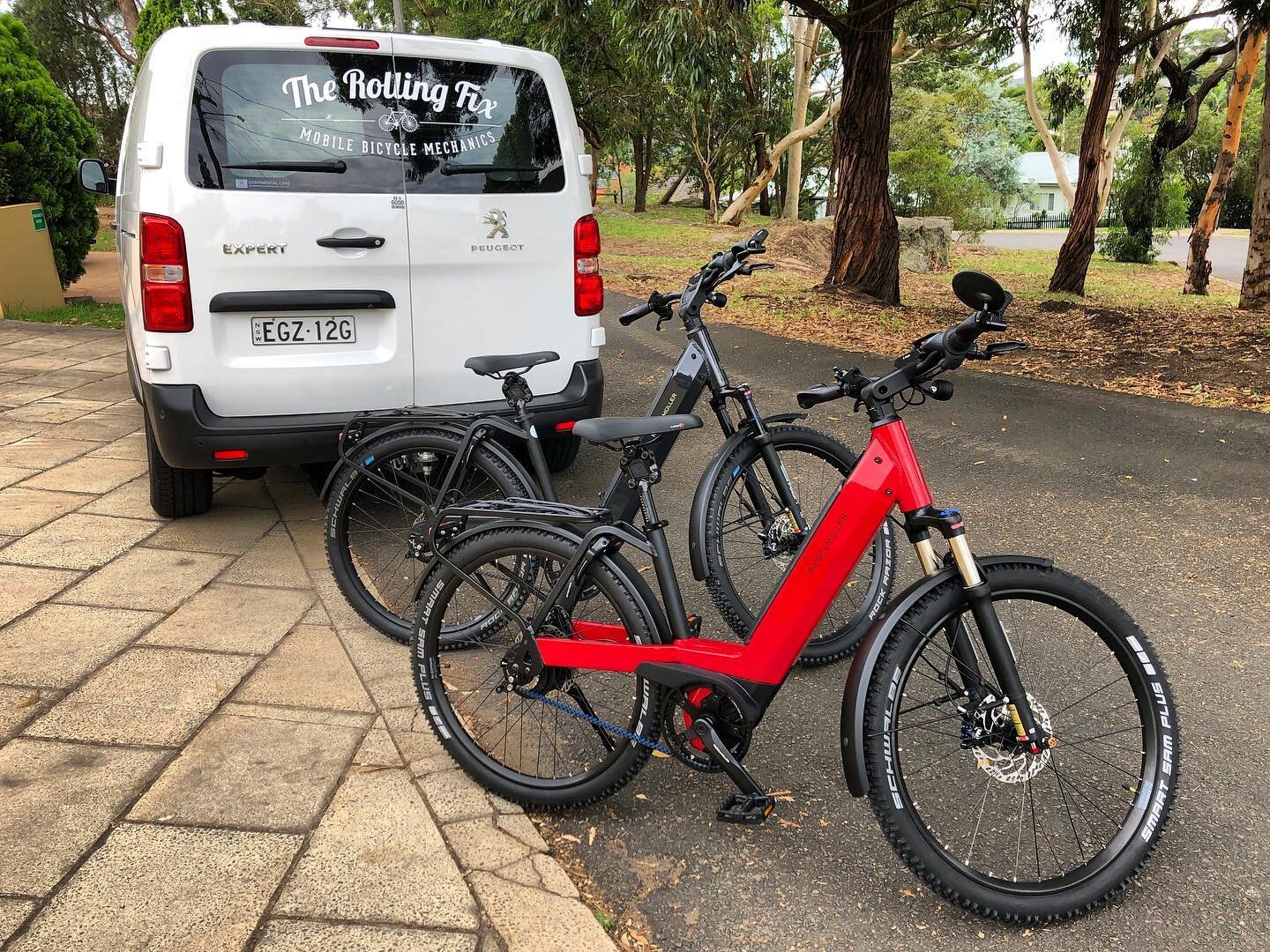 Double new bike day. Husband and wife sold their second car and bought two @riesemuller Nevo gt&rsquo;s through @e_stralian
Our job is to build the bikes up, deliver them and help the owner through using their new bike.