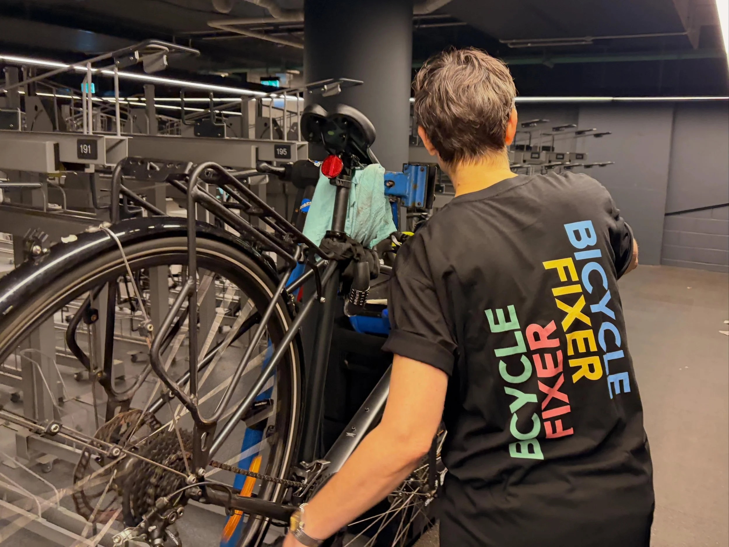 Bicycle fixer