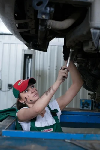 mechanic-346257_1920.jpg