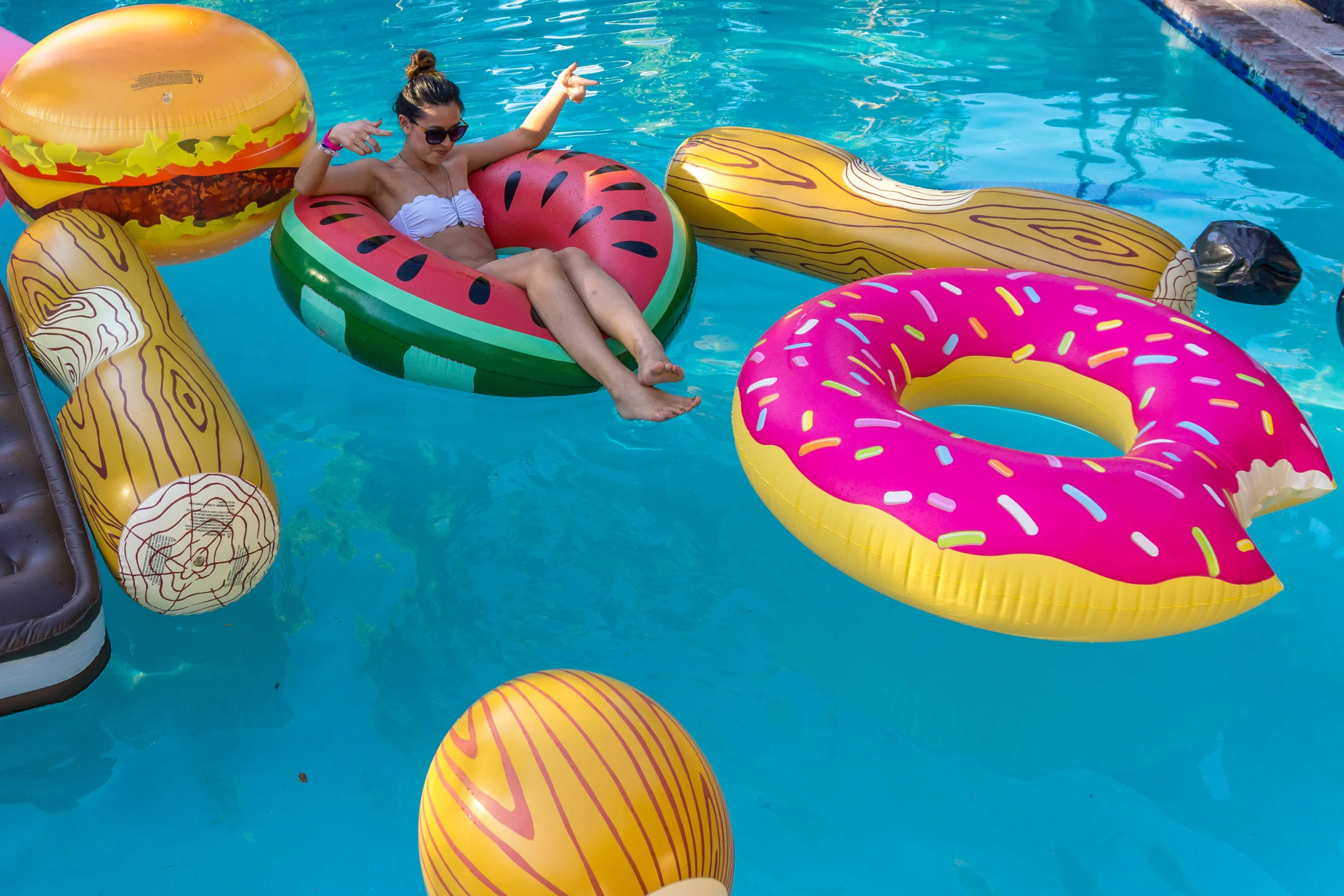 Donut bother her