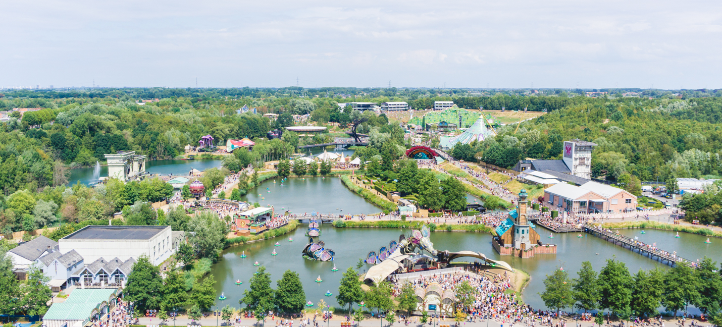 The word "rave," has always had a negative connotation to the Politically Correct(PC) and those that looked from the outside, but let me tell you that the rave community has come a long way. We've broken into the main stream and started calling our events , "Music Festivals."