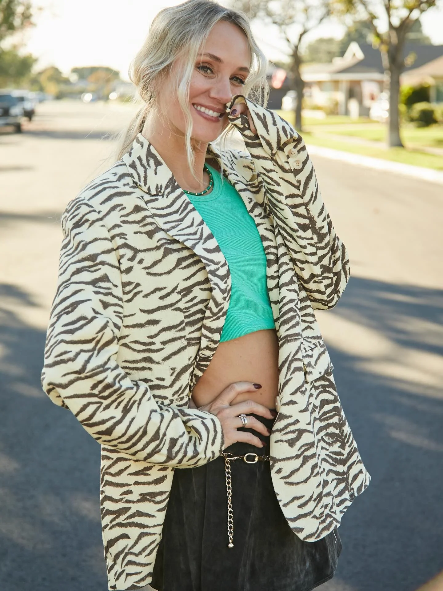 Raise your hand if laughing so you don't cry is your entire vibe right now 🙋🏼&zwj;♀️