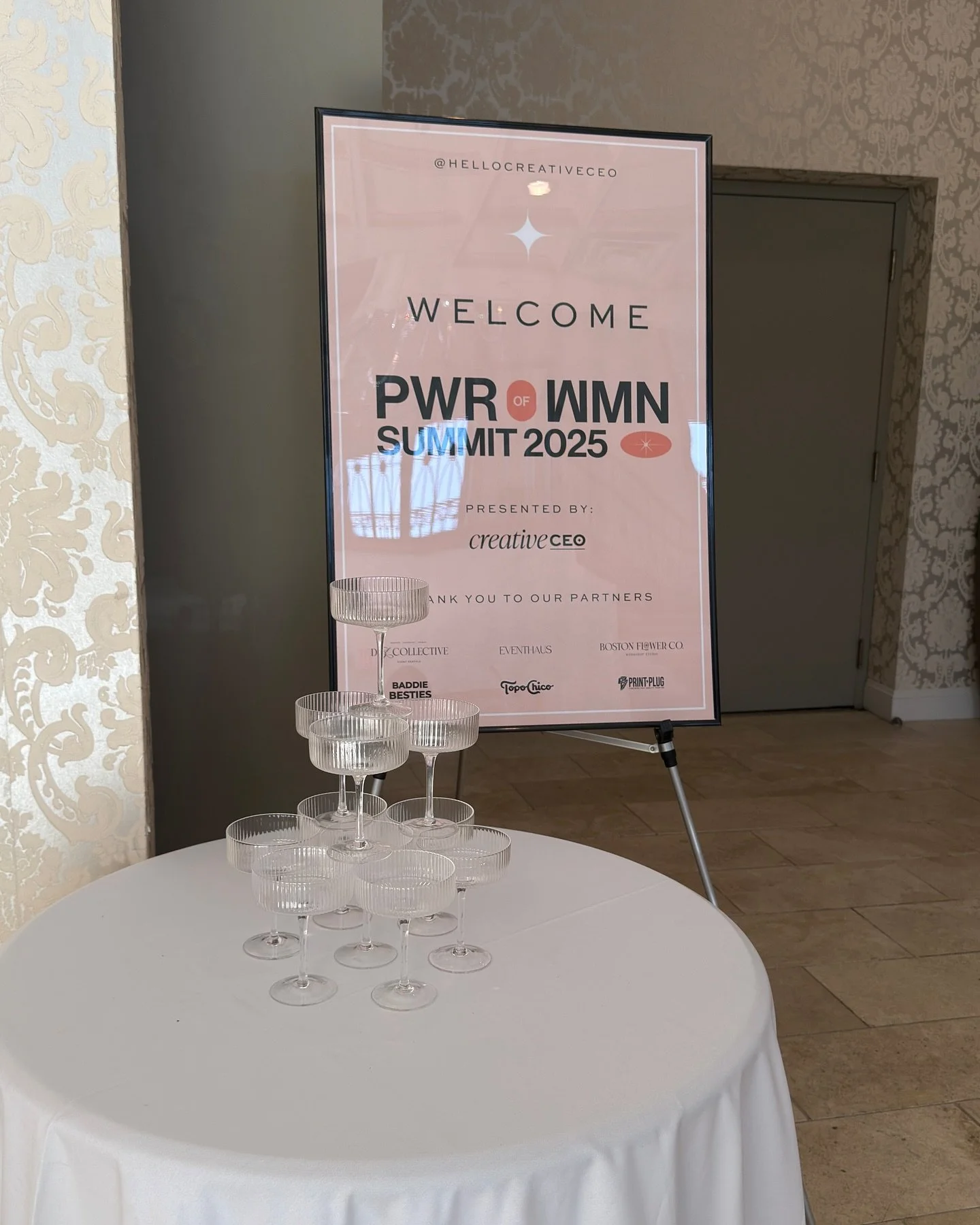 Great time, with great women. 💗#girlpower #womenssummit2025 #creativeceo #dinasrealty #womenceos #womenempowerment