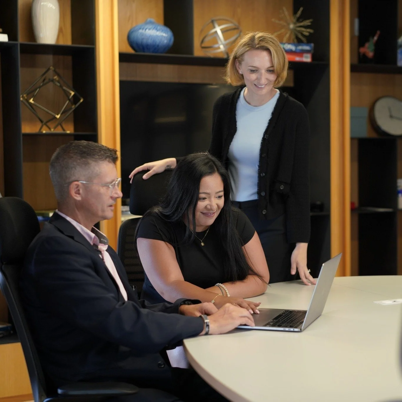 Collaboration is the key to success. 💼✨ Our team is here to guide you every step of the way—because real estate is more than transactions, it’s about trusted relationships.
#DinasRealty #TeamWork #RealEstateExperts #YourTrustedAgent #Bo