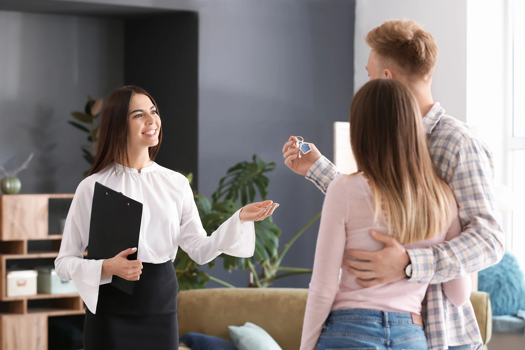 Your dream home isn&rsquo;t just a vision&mdash;it&rsquo;s an address waiting to be found. Let&rsquo;s make it yours. 🏡✨

Contact us today and let us help you navigate the market.
📱781-656-5156 💻 info@dinasrealty.com

#DinasRealty #RevereBeachReal