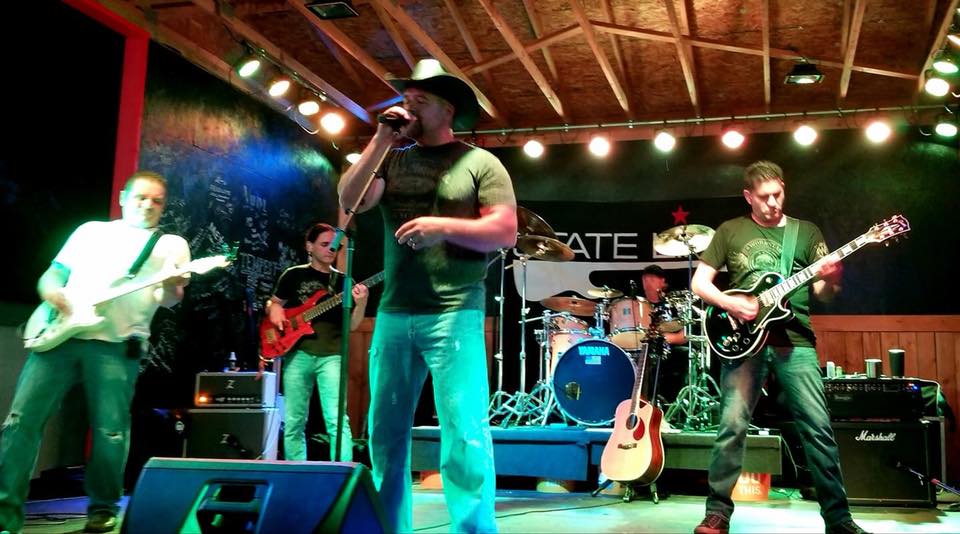 State Line Country Night
