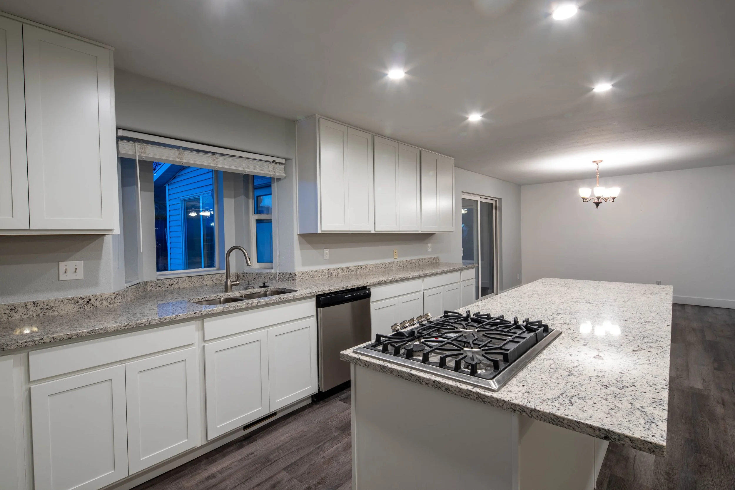 White Listing Photos-7.jpg