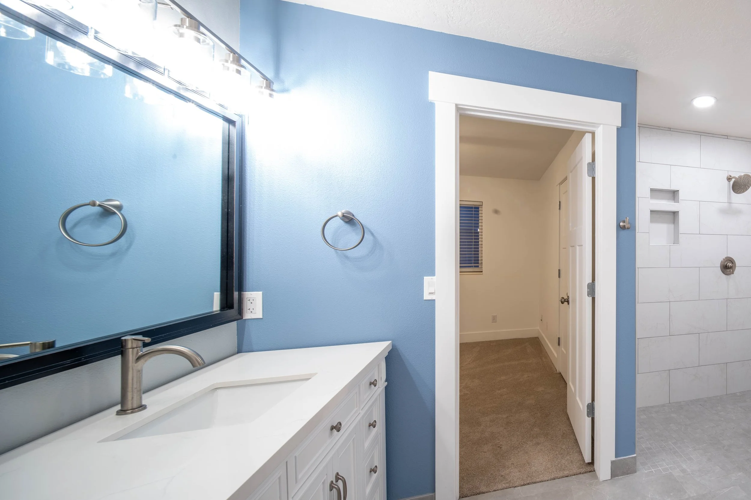 White Listing Photos-12.jpg