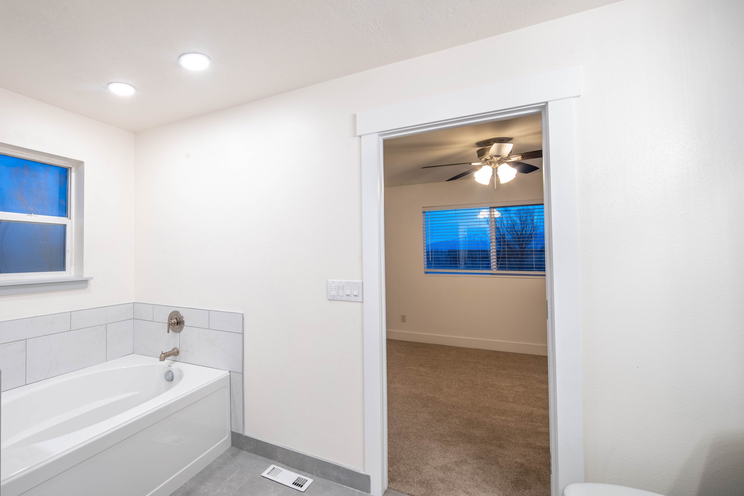 White Listing Photos-16.jpg