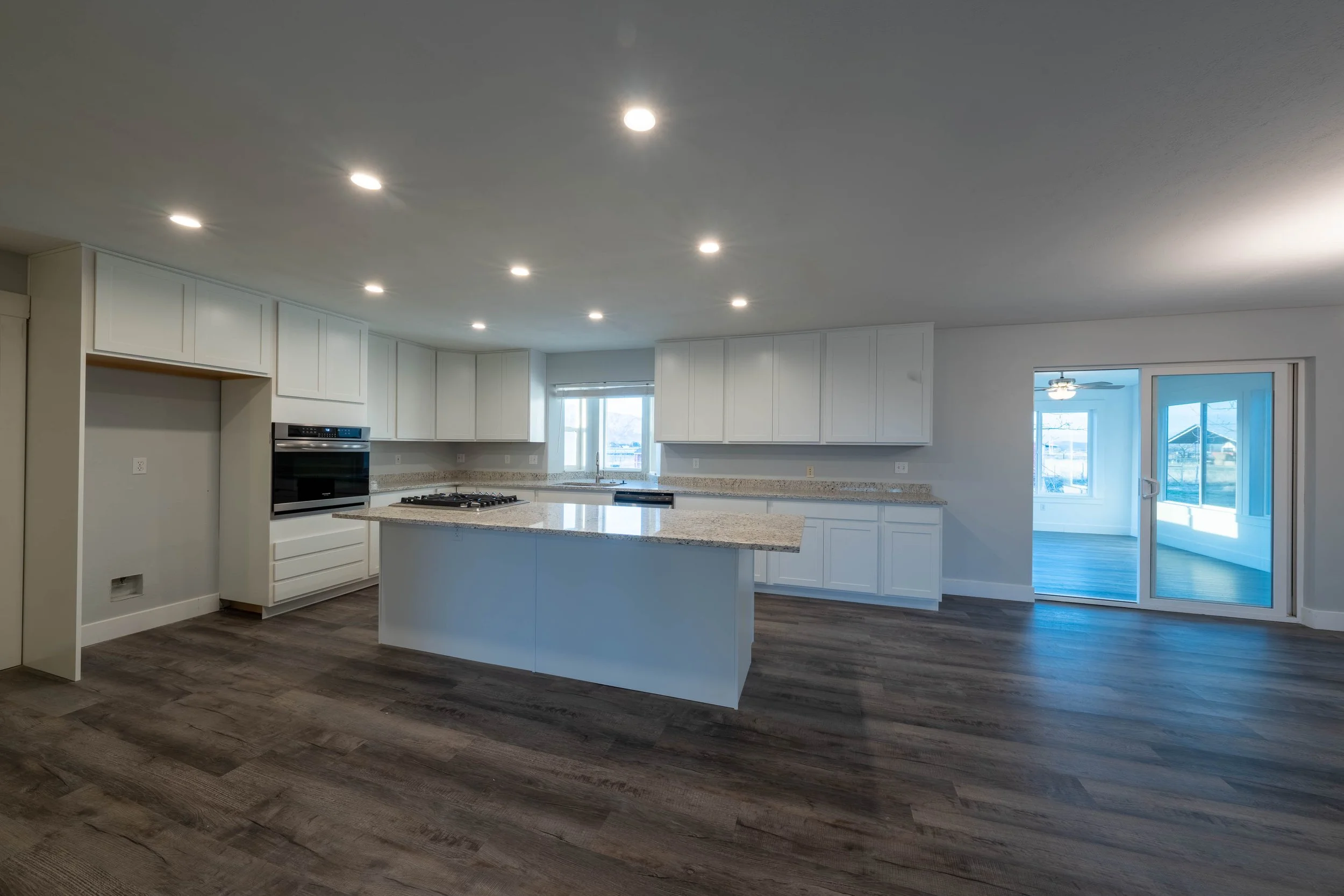 White Listing Photos-23.jpg