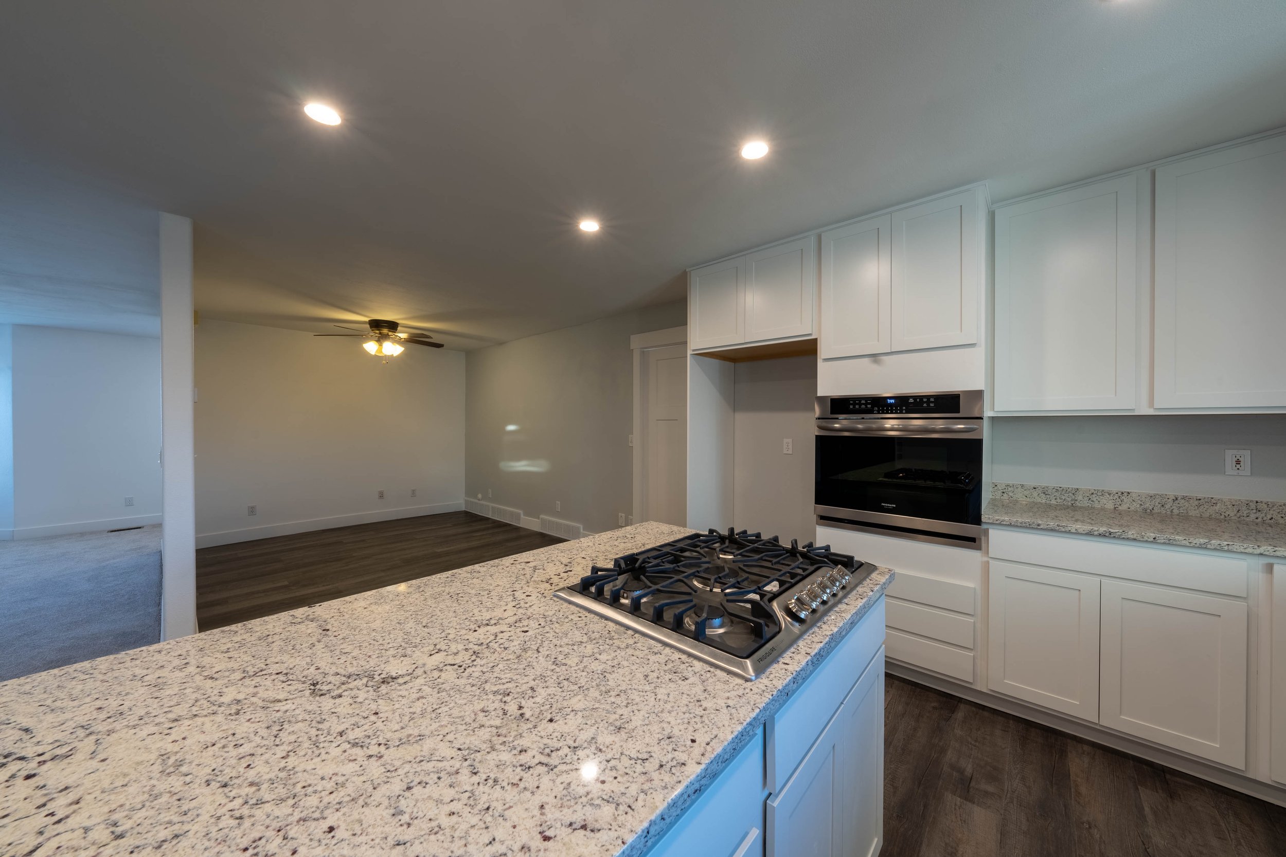 White Listing Photos-29.jpg