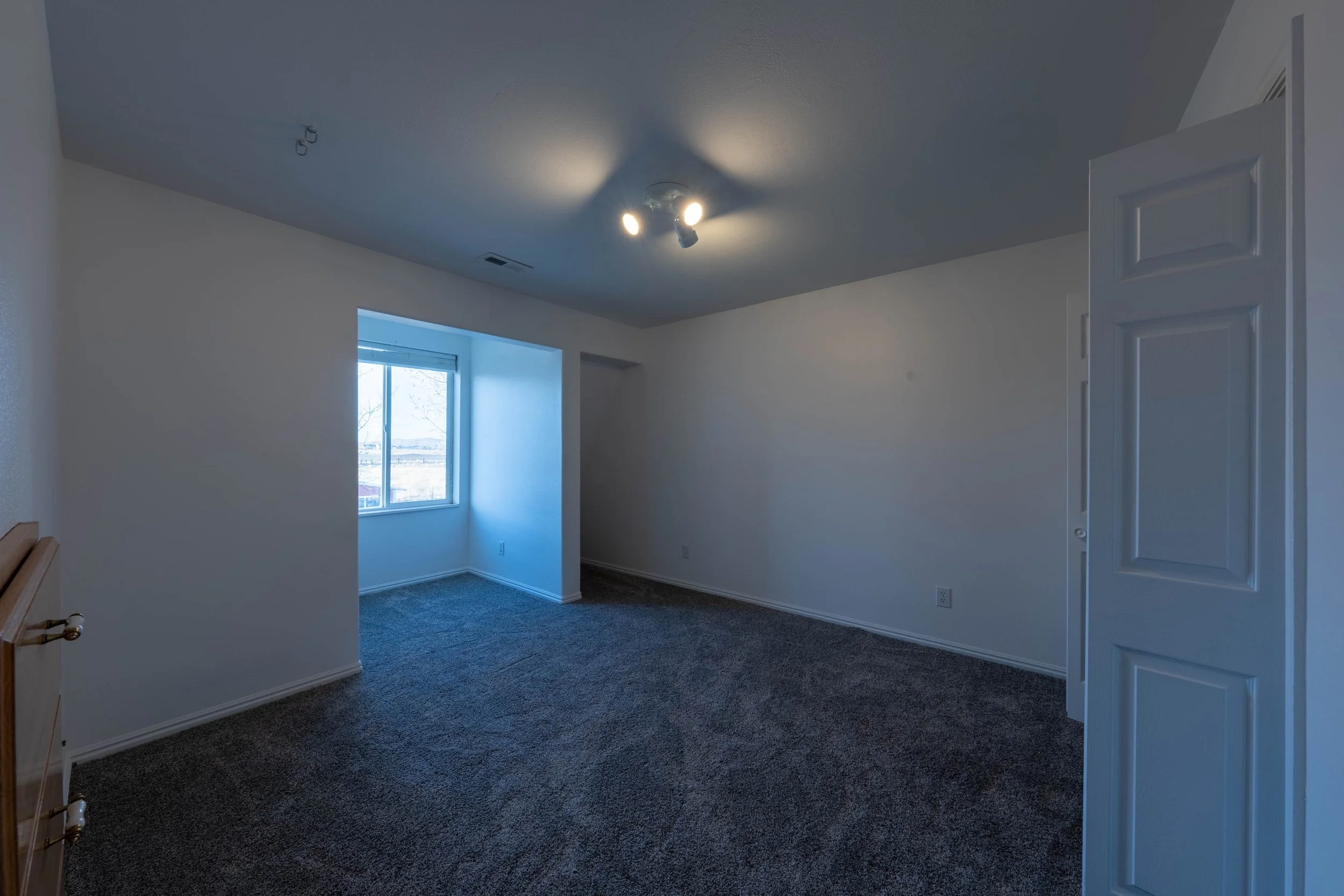 White Listing Photos-44.jpg
