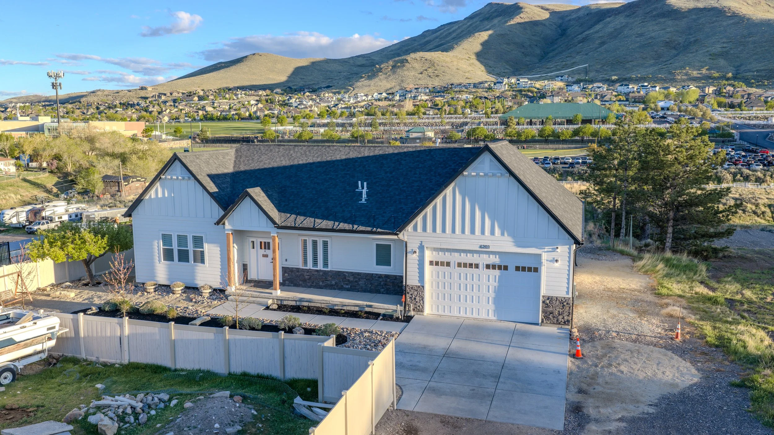 HDR Aerials of Chen - Mitten Listing-66.jpg