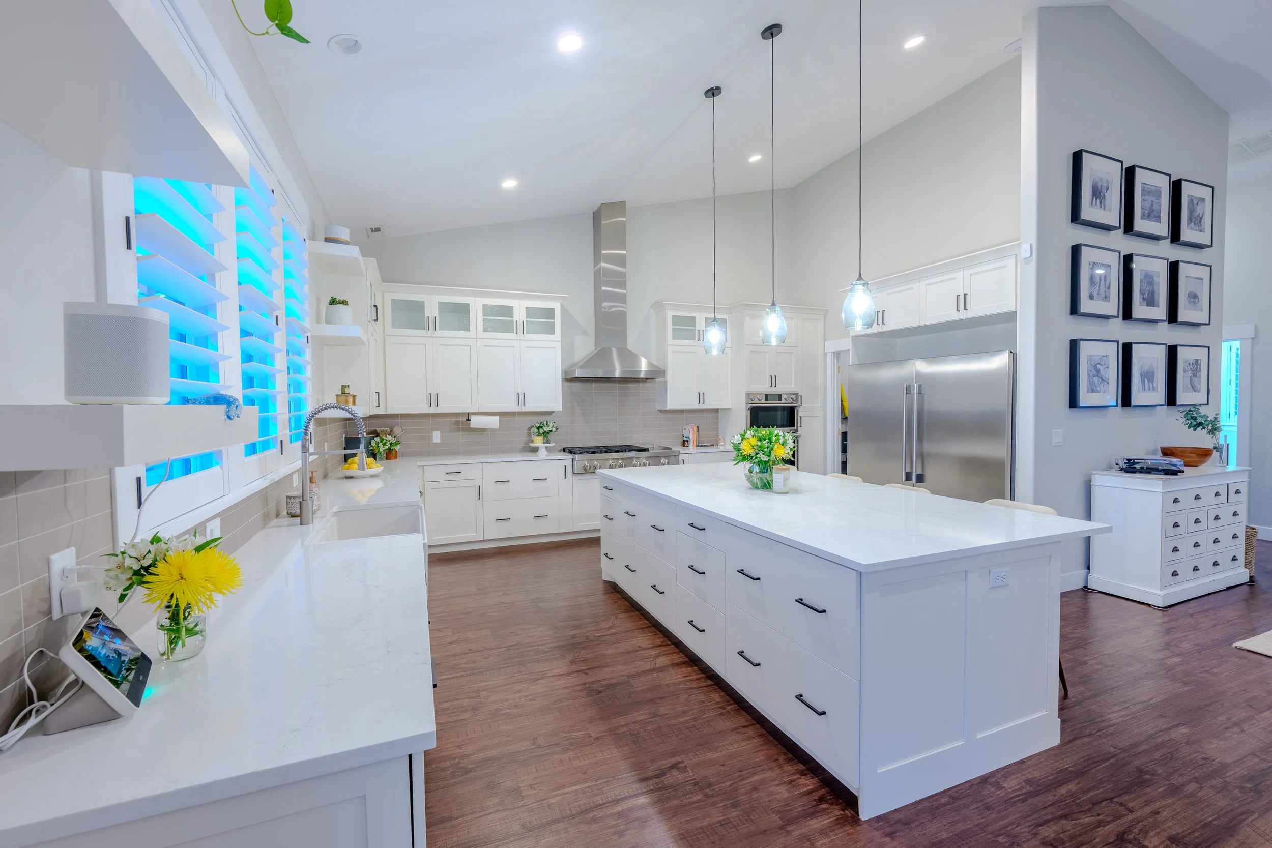 HDR Interior and Sony photos of Chen - Mitten-24.jpg