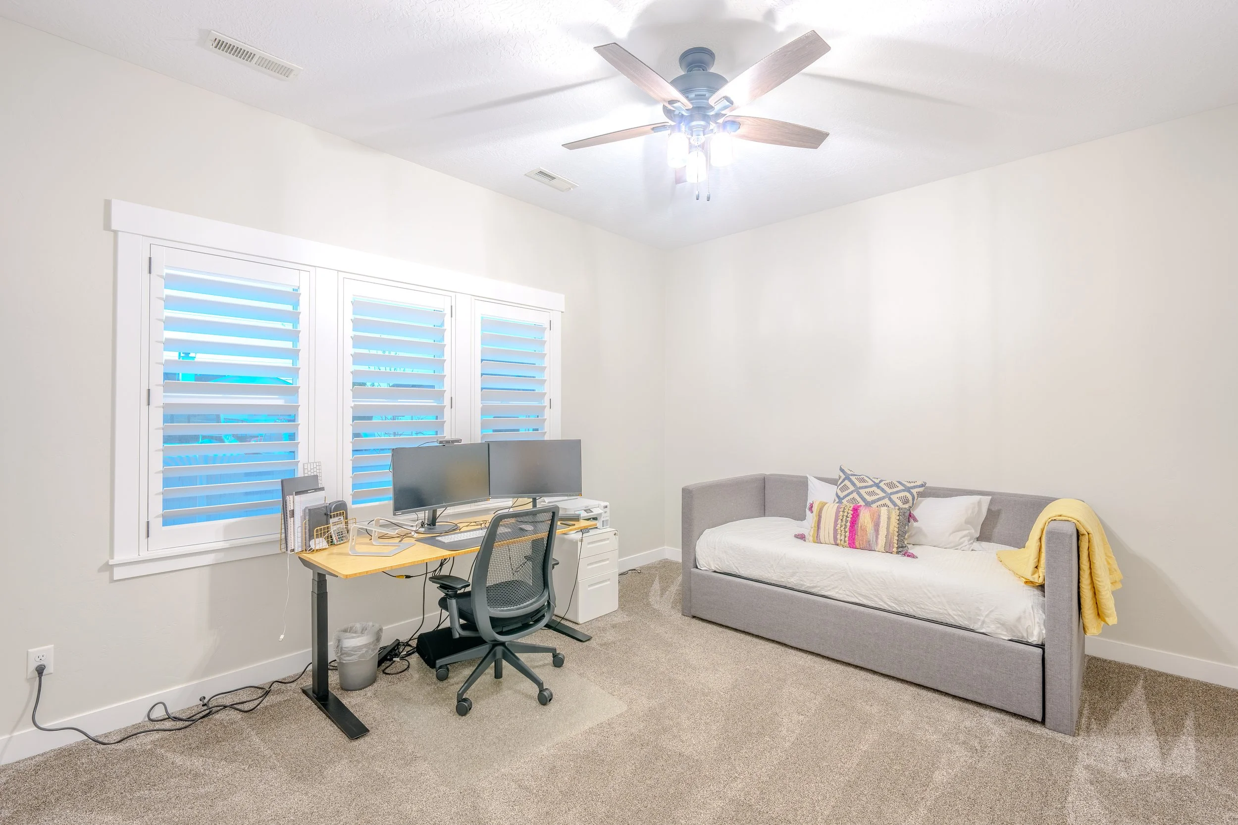 HDR Interior and Sony photos of Chen - Mitten-40.jpg