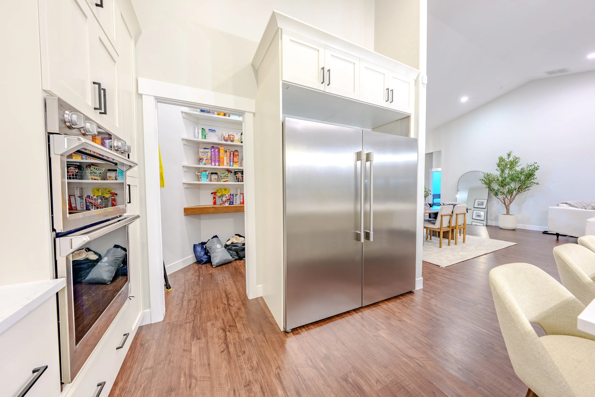 HDR Interior and Sony photos of Chen - Mitten-63.jpg