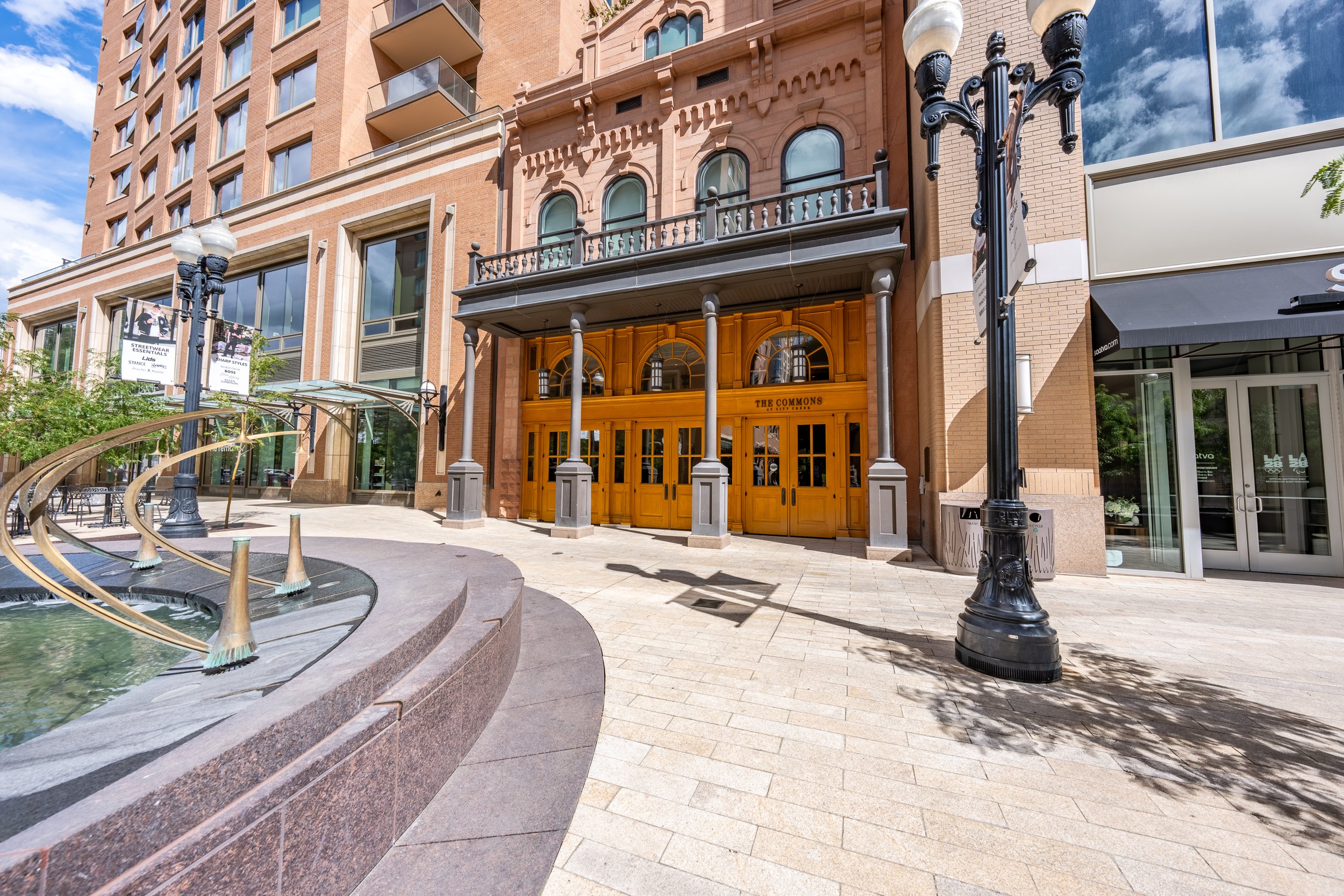 Regent Condo-37.jpg
