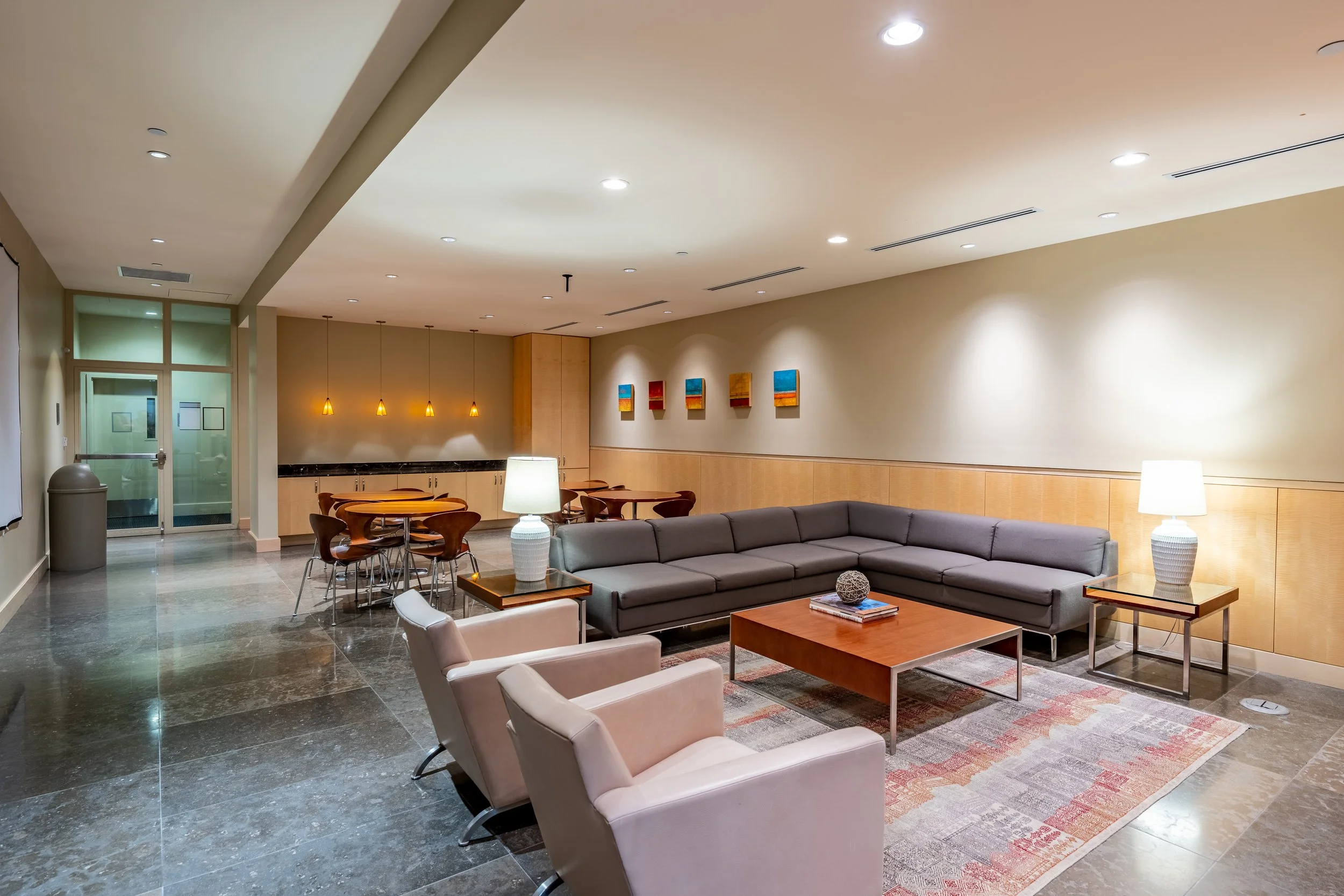 Regent Condo-30.jpg