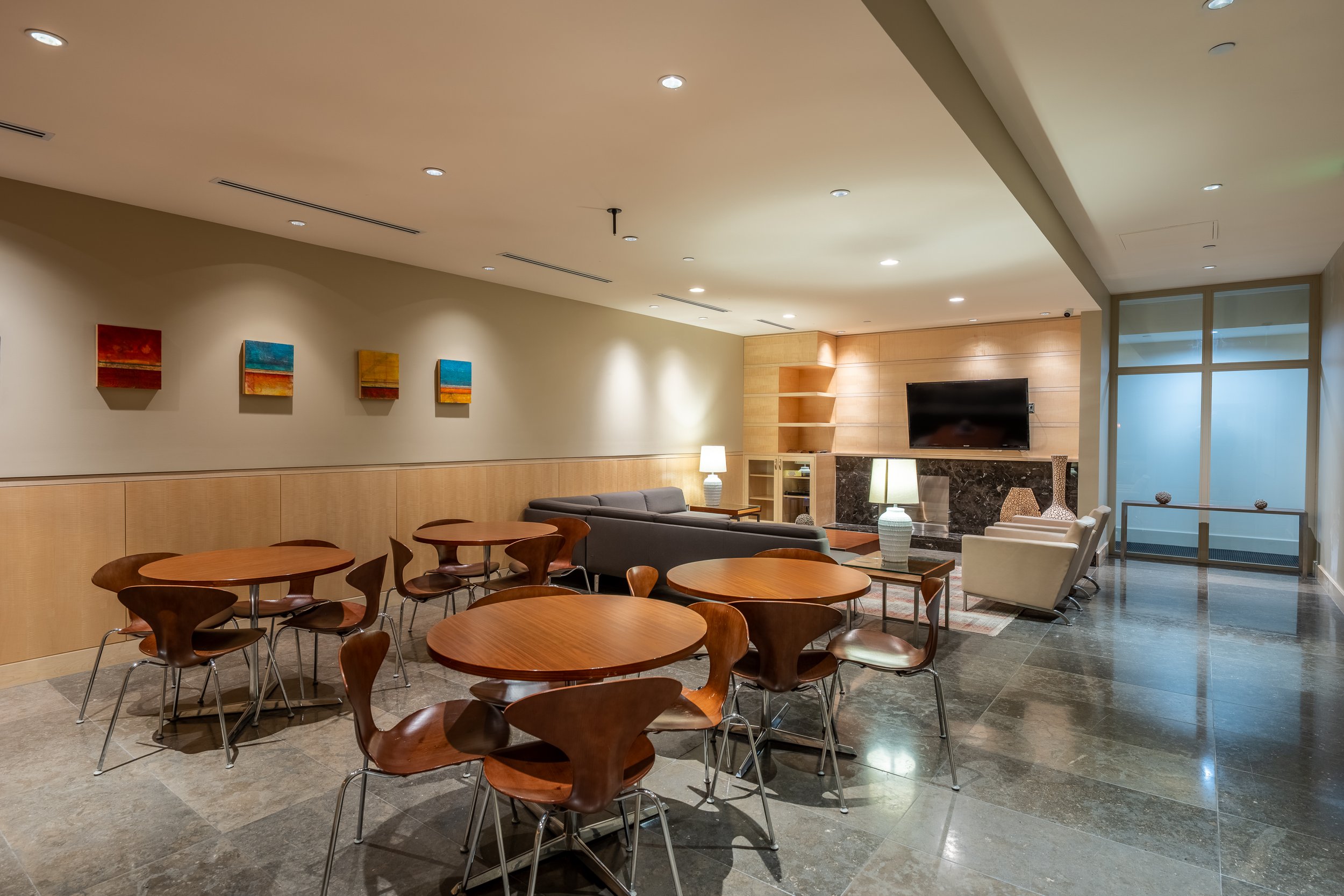 Regent Condo-29.jpg