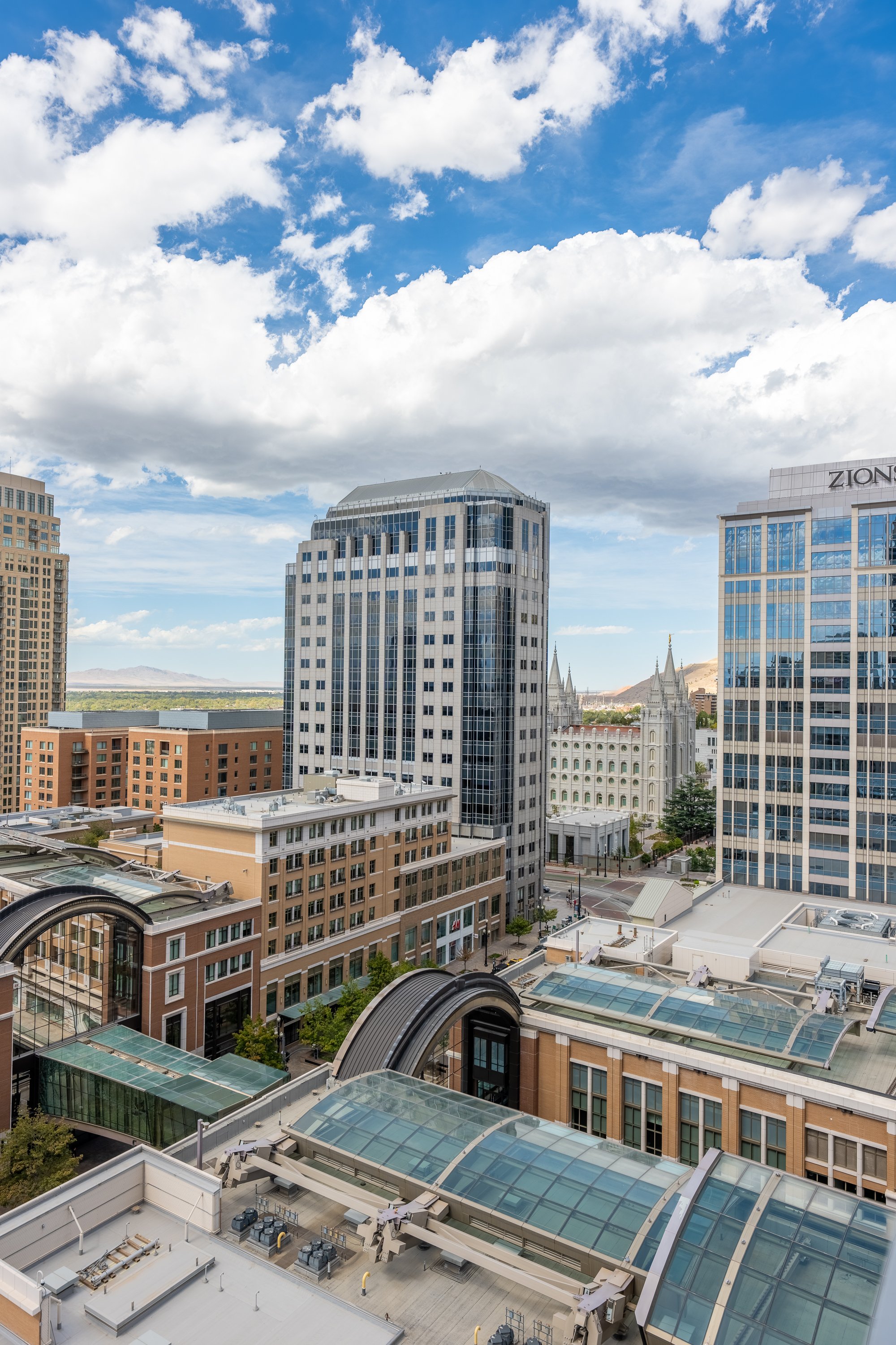 Regent Condo-21.jpg