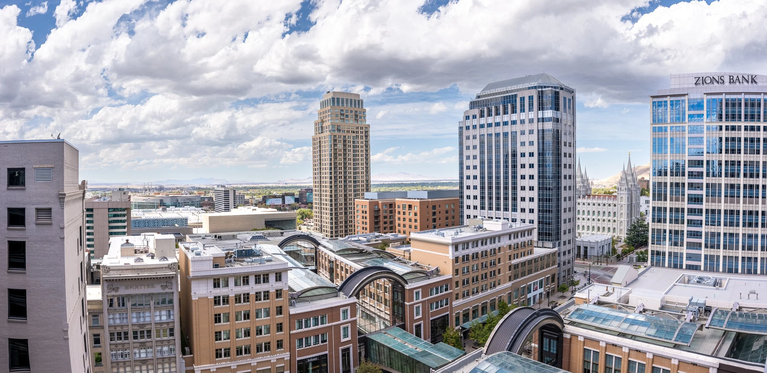 Regent Condo-19.jpg