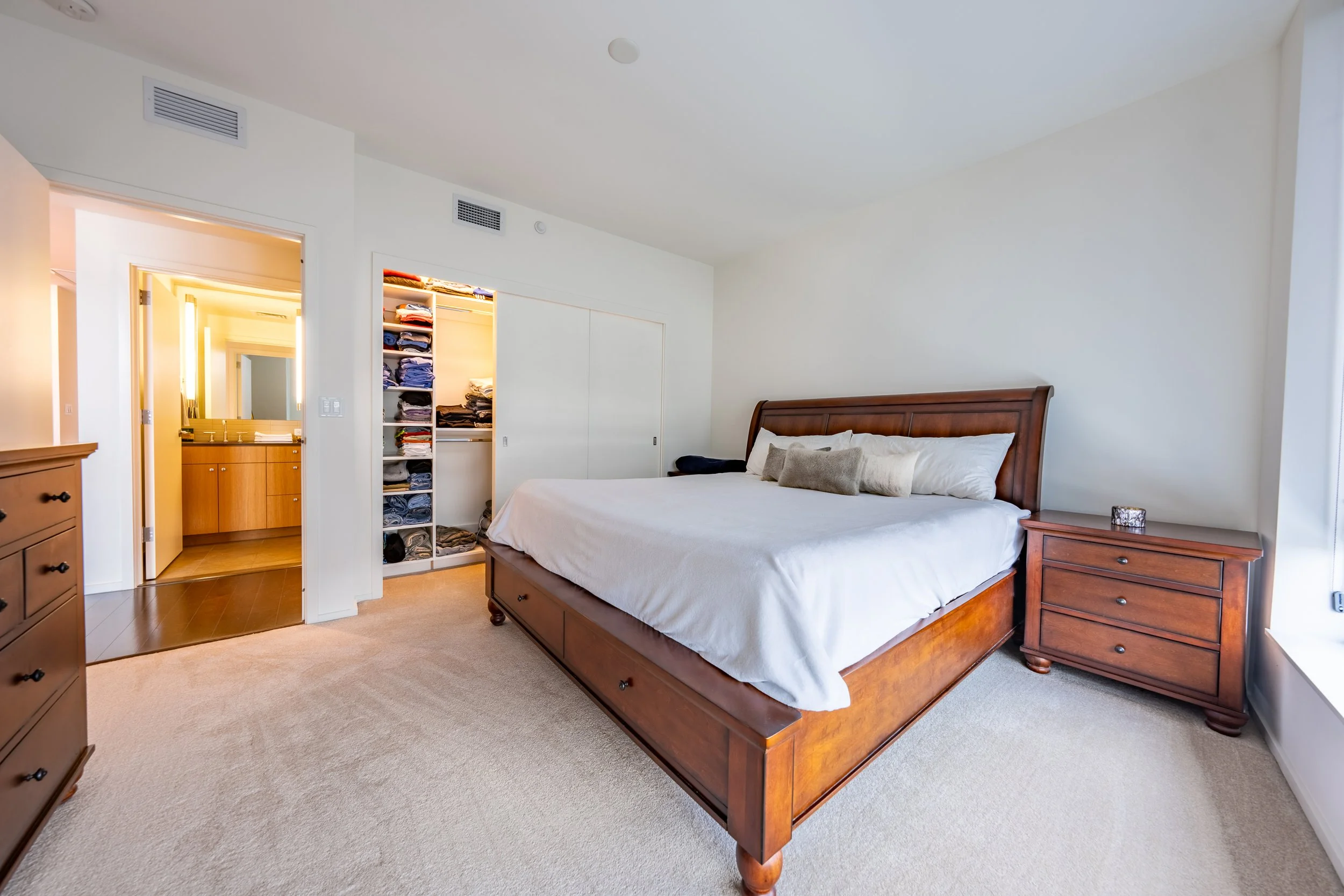 Regent Condo-13.jpg